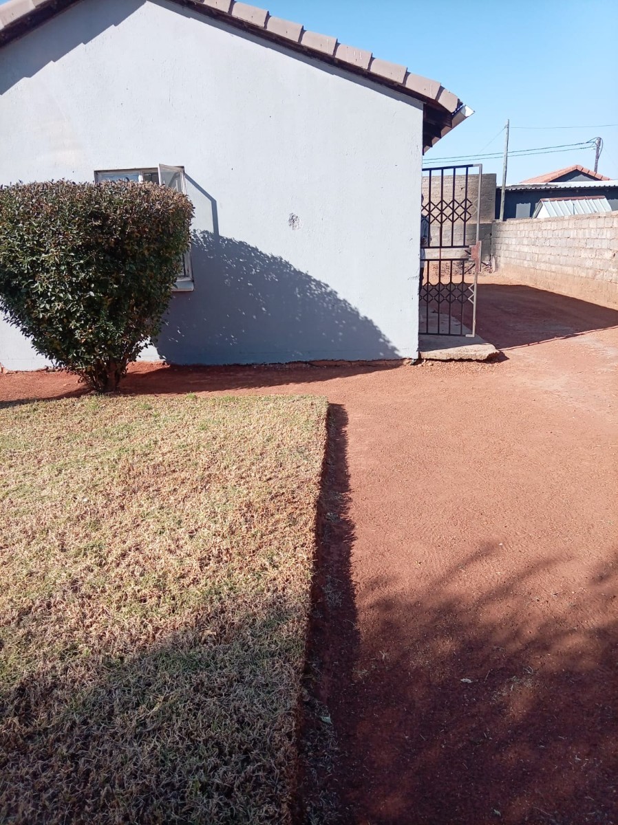 House To Rent in Protea Glen, Soweto