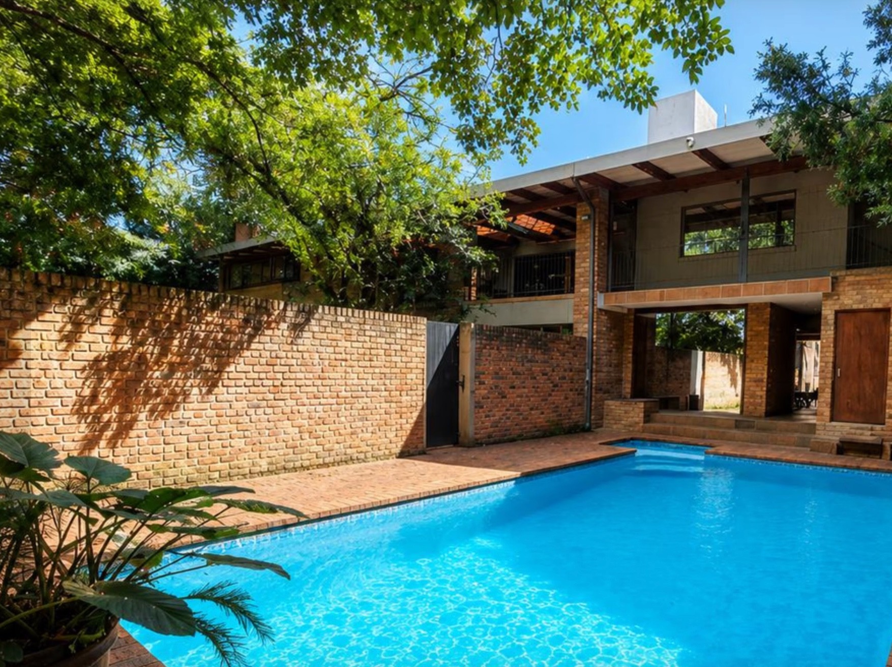 Exceptional 7 Bedroom Investment Property With Endless Potential (2 Self Contained Homes)