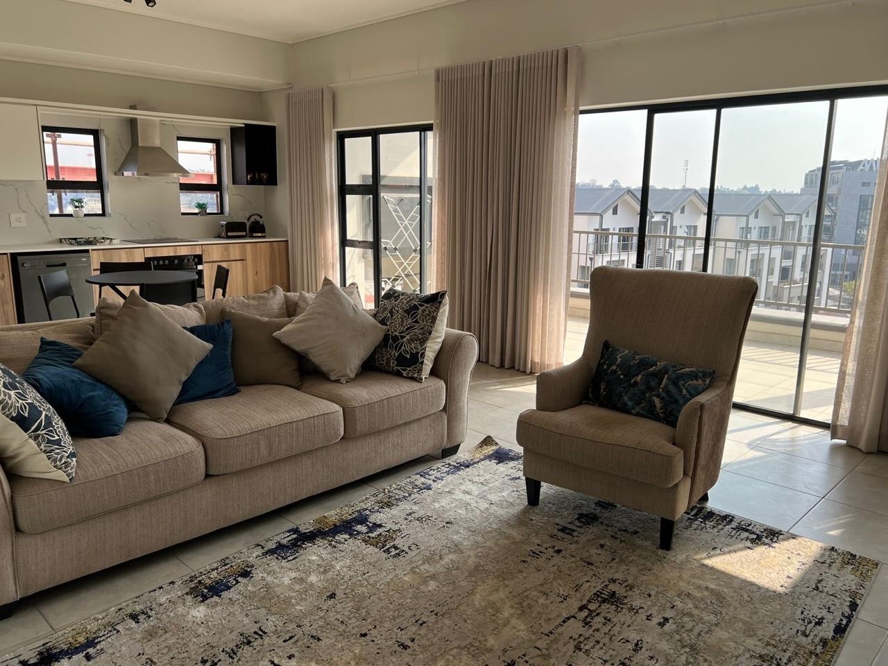 Apartment For Sale in Waterfall, Midrand