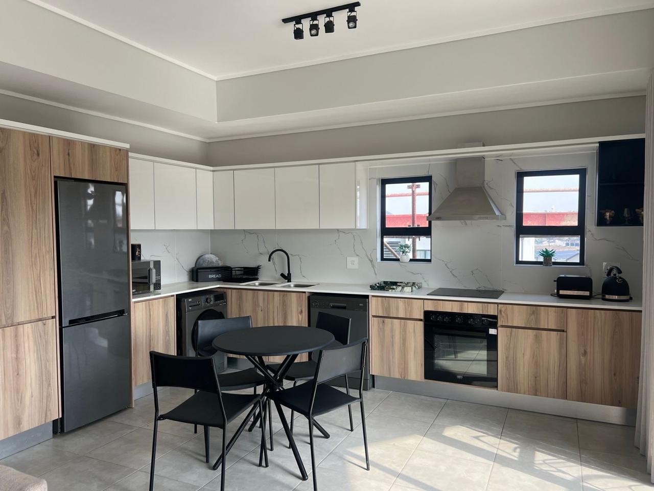 Apartment For Sale in Waterfall, Midrand