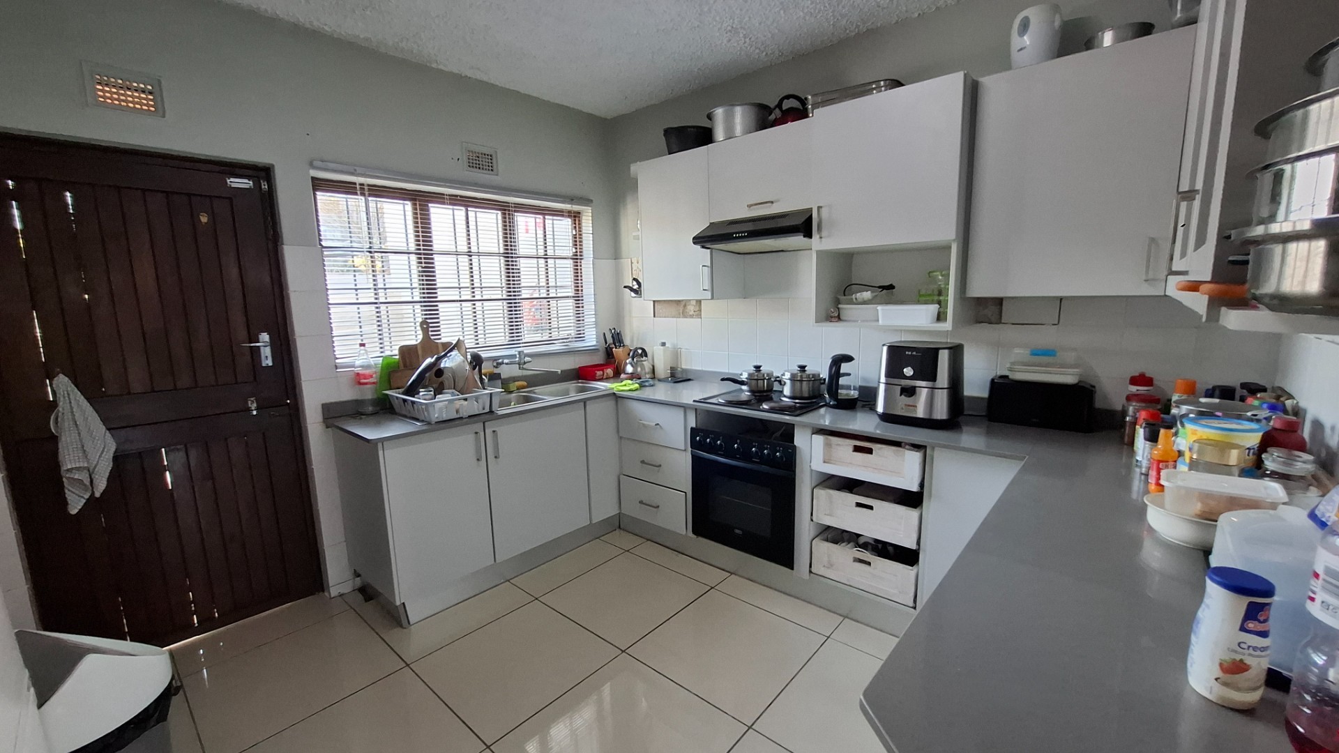 Duplex for sale in Uvongo, KZN