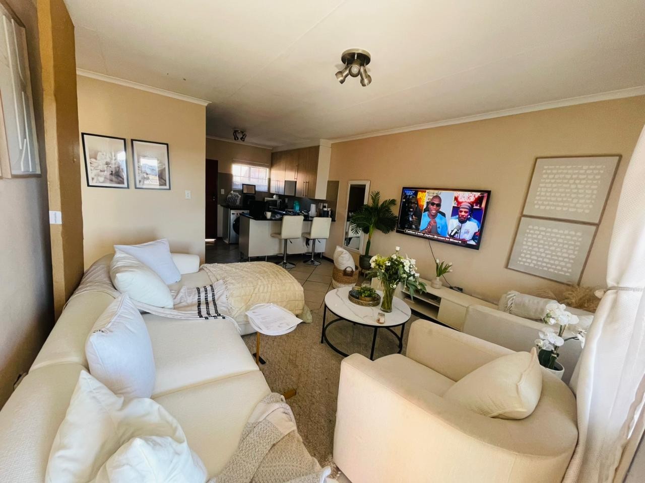 Apartment To Rent in Noordwyk, Midrand