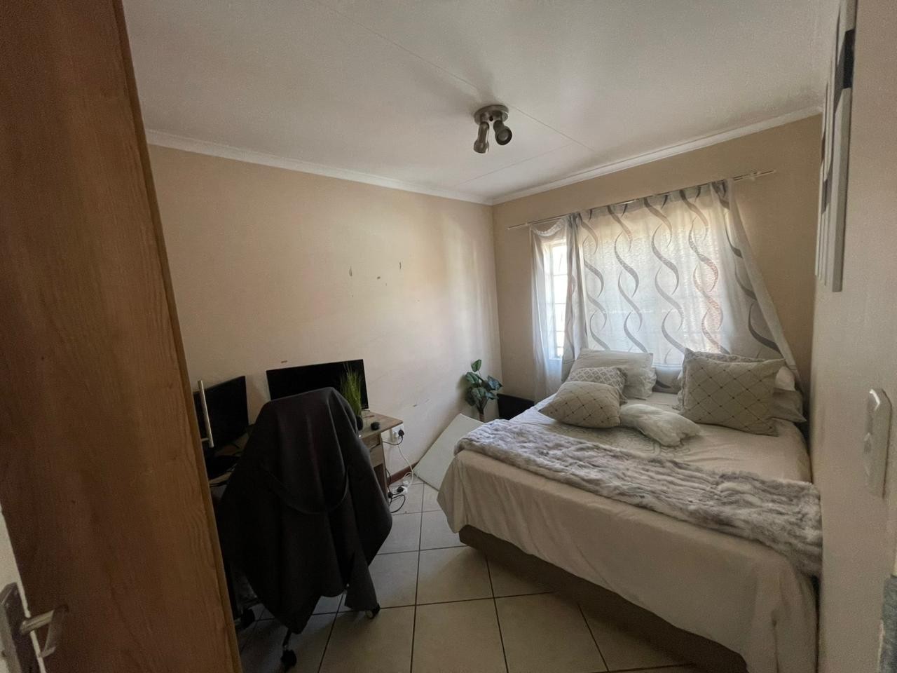 Apartment To Rent in Noordwyk, Midrand