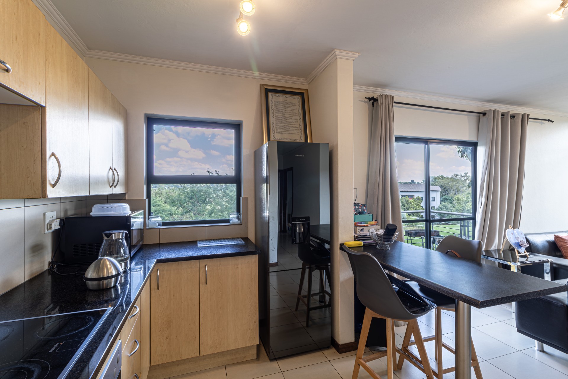 Modern 2-Bedroom Apartment with Golf Course Views in Jackal Creek