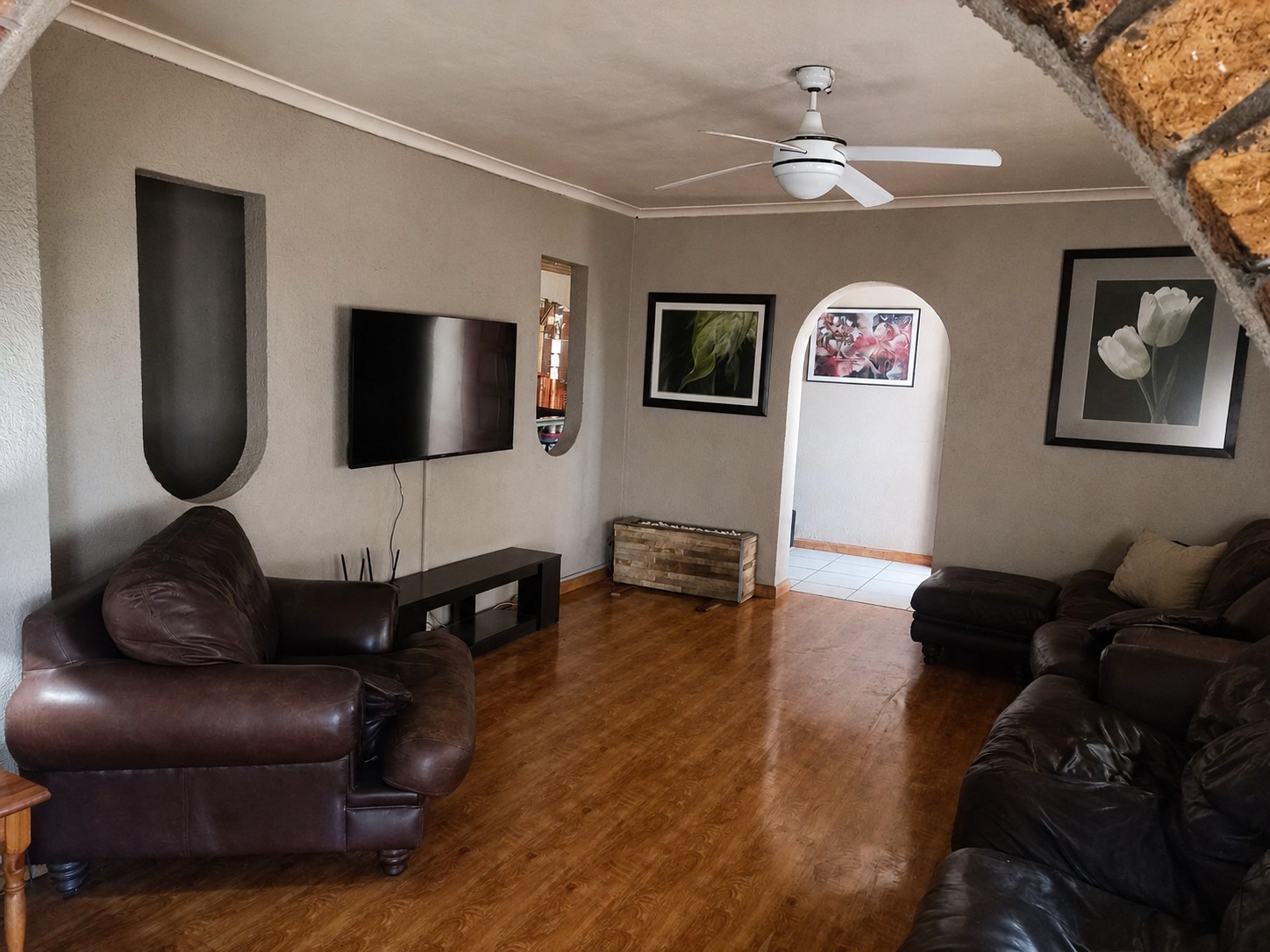 Spacious Family Living on a Large 1,081 m² Stand in the Highly Desirable Hoogstede, Brackenfell