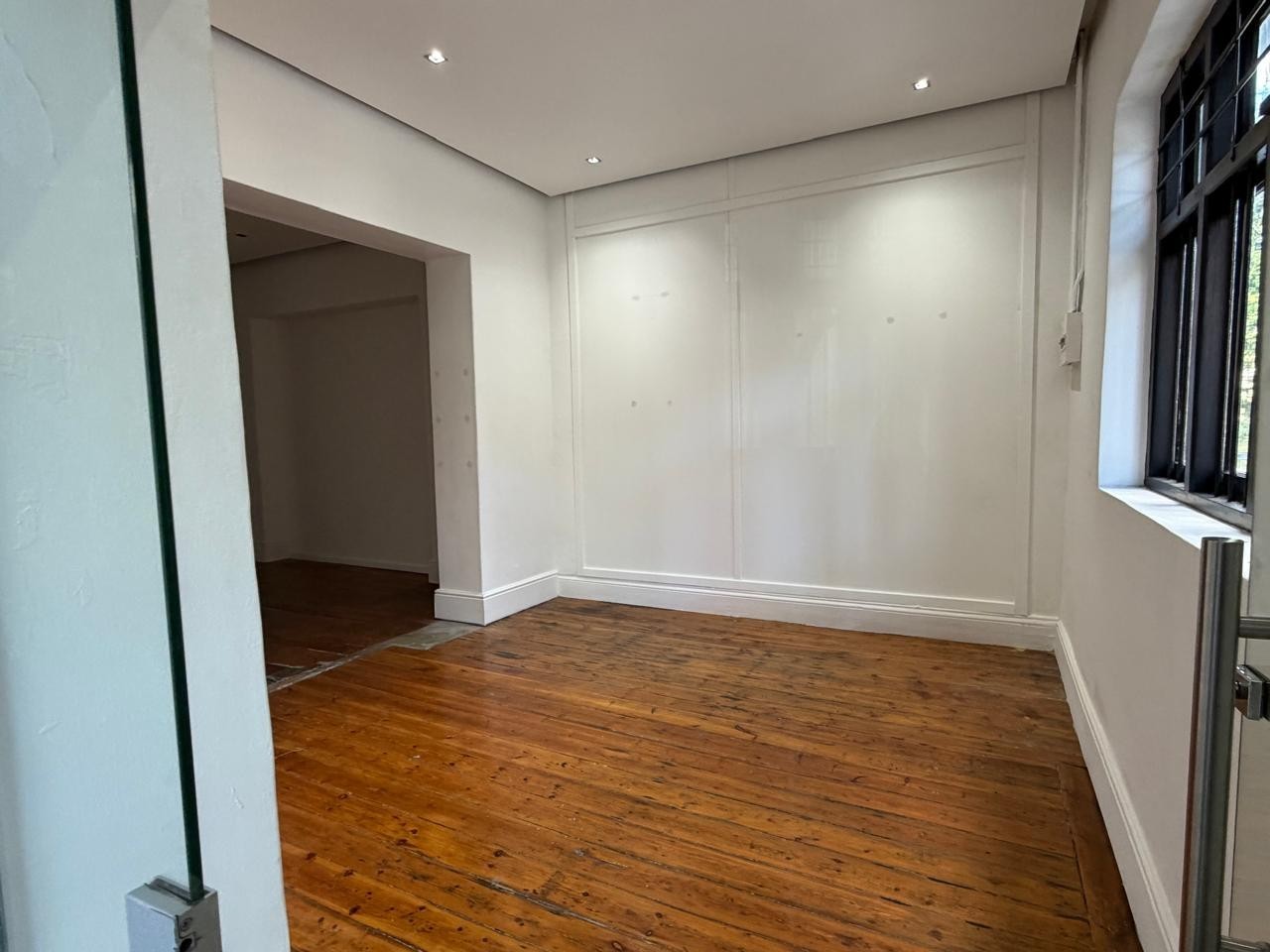 Retail Property To Rent in Cape Town City Centre, Cape Town