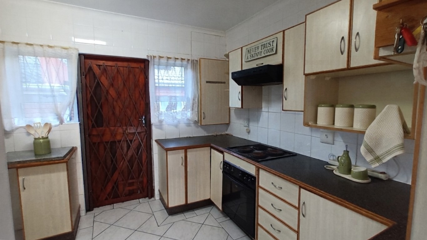 Secure, Comfortable Living with a Beautiful Established Garden in Beacon Bay