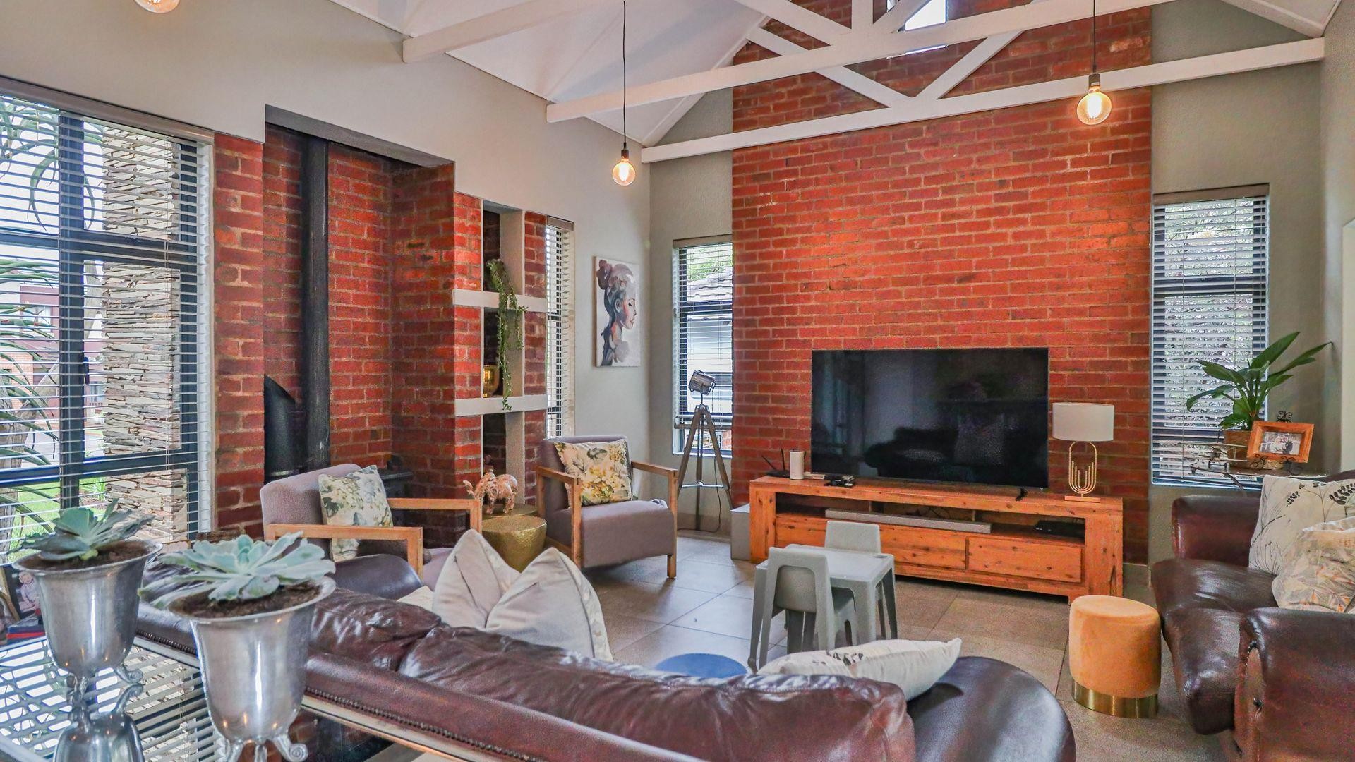 House For Sale in The Hills Game Reserve Estate, Pretoria