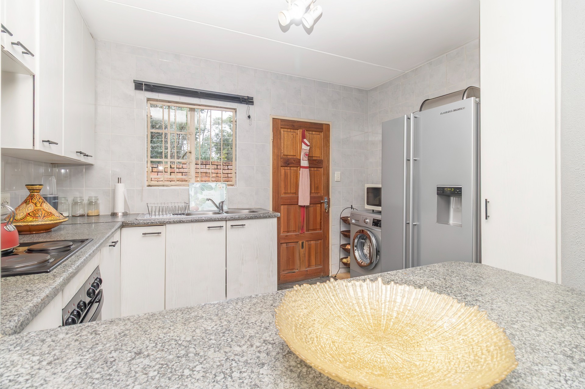 Spacious 2-Bedroom Duplex with Garden in North Riding