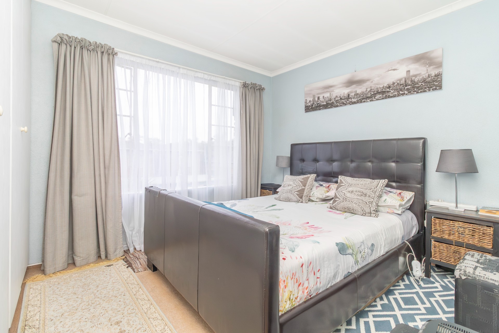 Spacious 2-Bedroom Duplex with Garden in North Riding