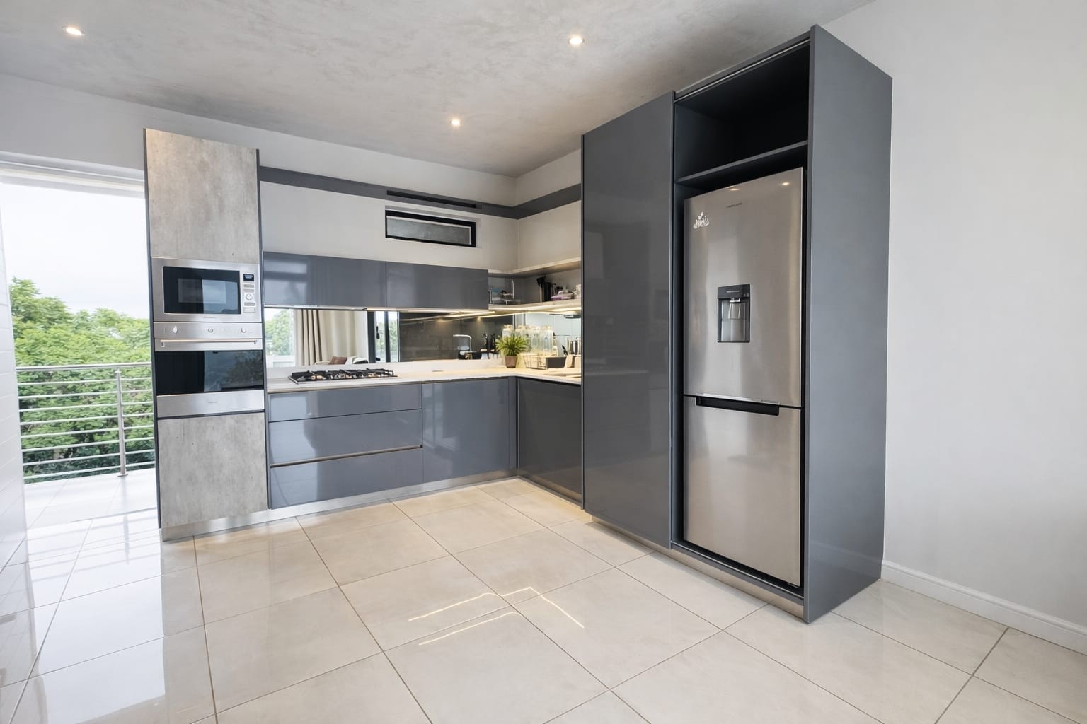 Apartment For Sale in Johannesburg