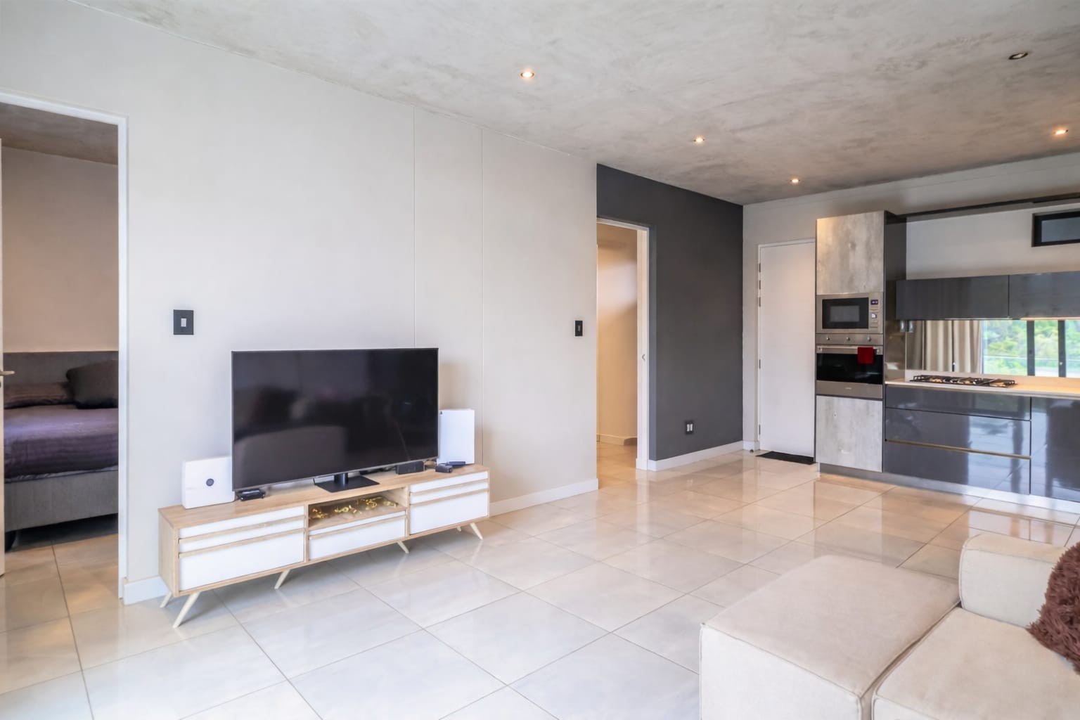 Apartment For Sale in Johannesburg