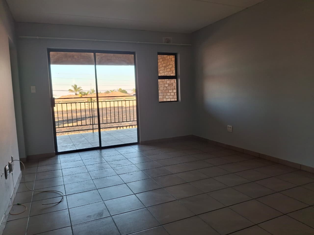 Apartment For Sale in Albertsdal, Alberton