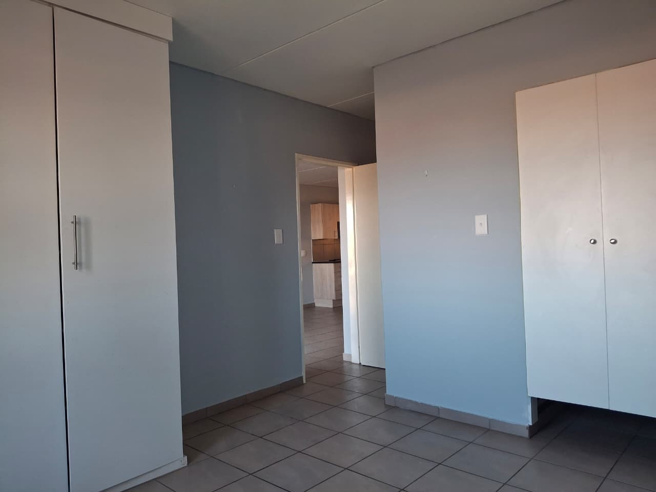 Apartment for sale in Albertsdal, Alberton, 129 Block 19 (1st floor), The Pines, 84 Eekhoring, Albertsdal, Alberton, Gauteng, 83 m²