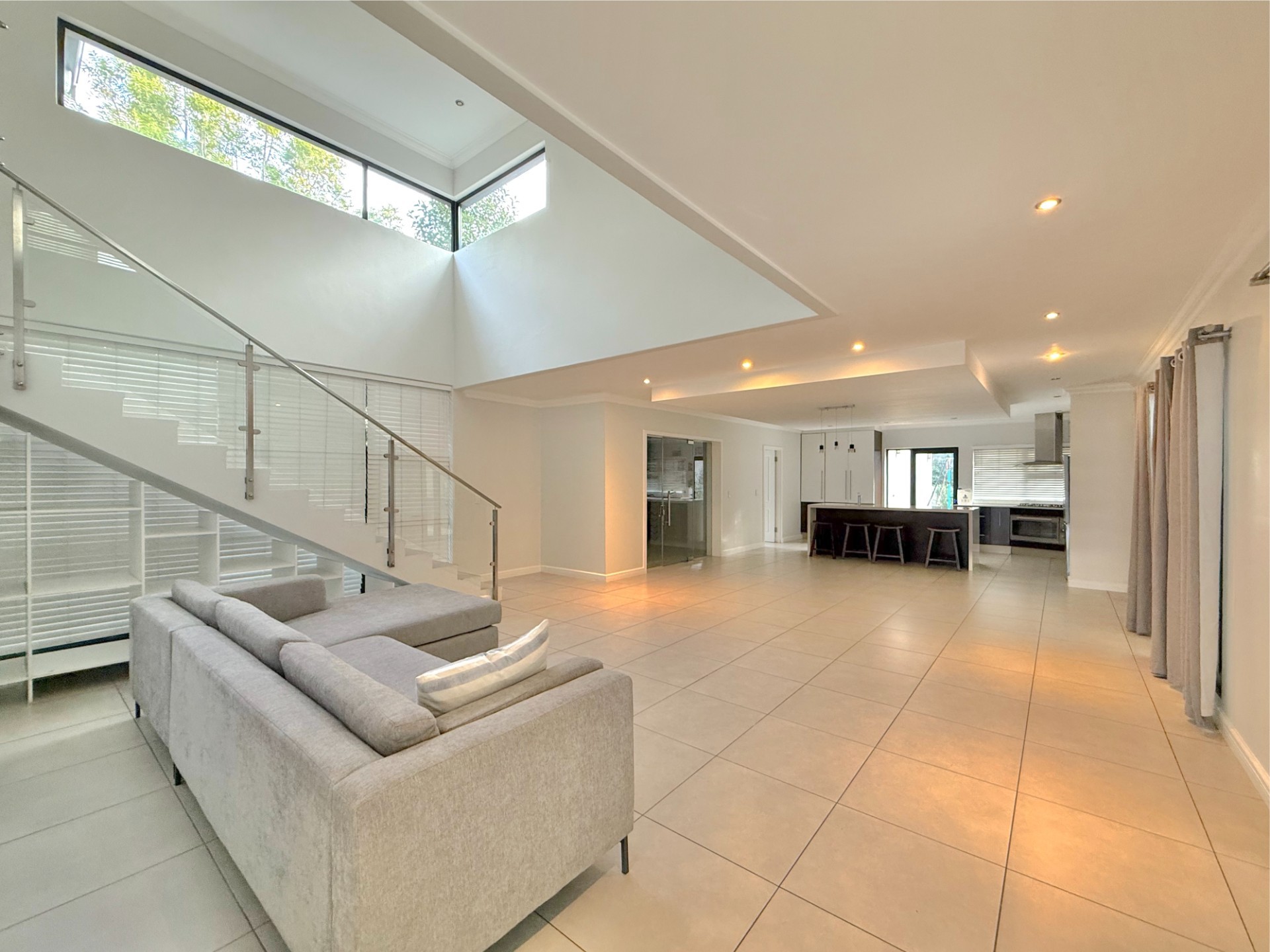 House for rent in Helderfontein Estate, Midrand, 450 m²