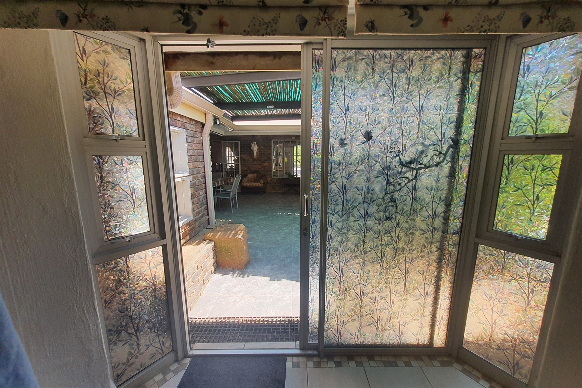 Mooikloof Equestrian Estate Family Home with Flatlet, Solar, Borehole and 5 Garages