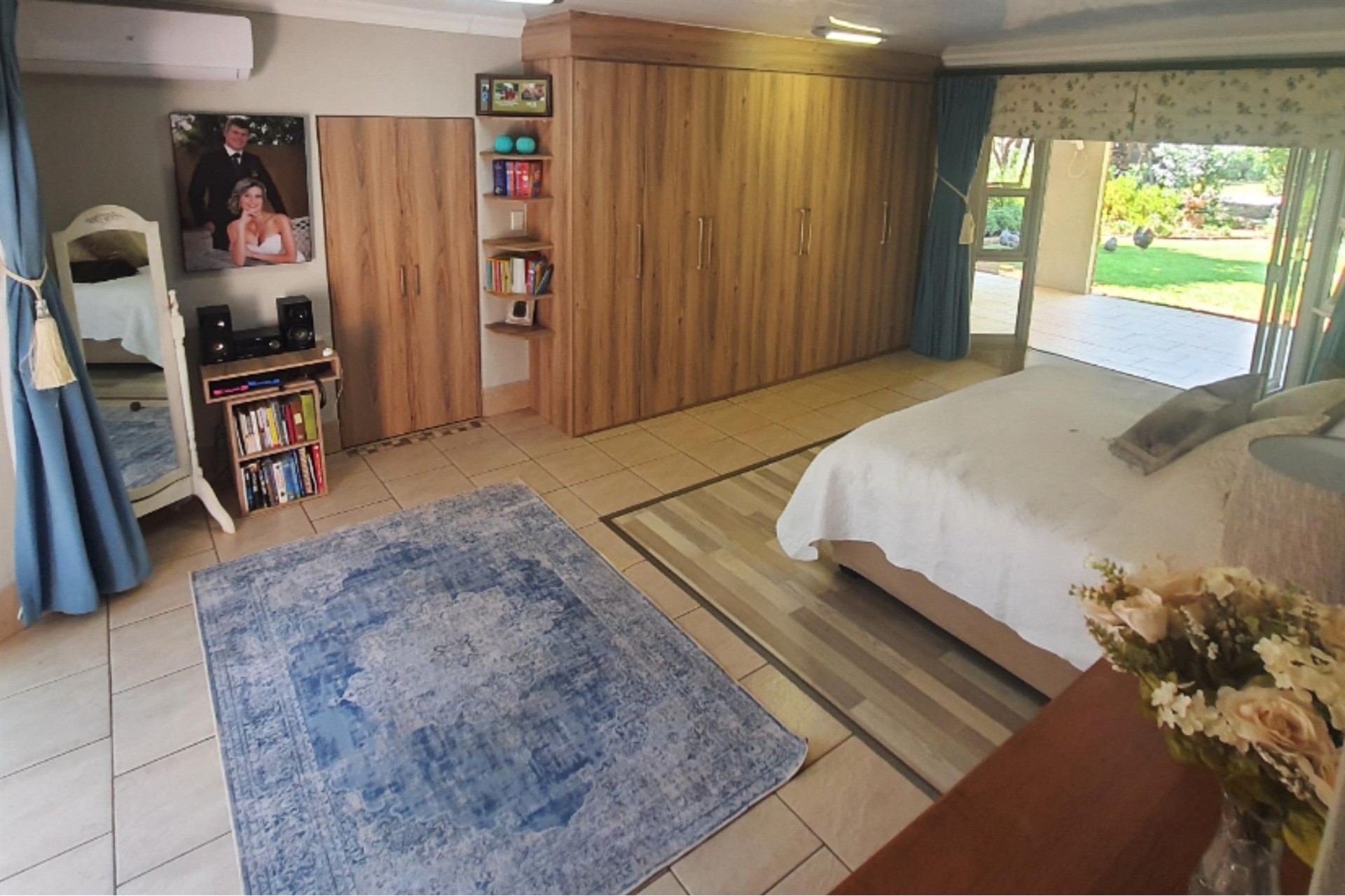 Mooikloof Equestrian Estate Family Home with Flatlet, Solar, Borehole and 5 Garages