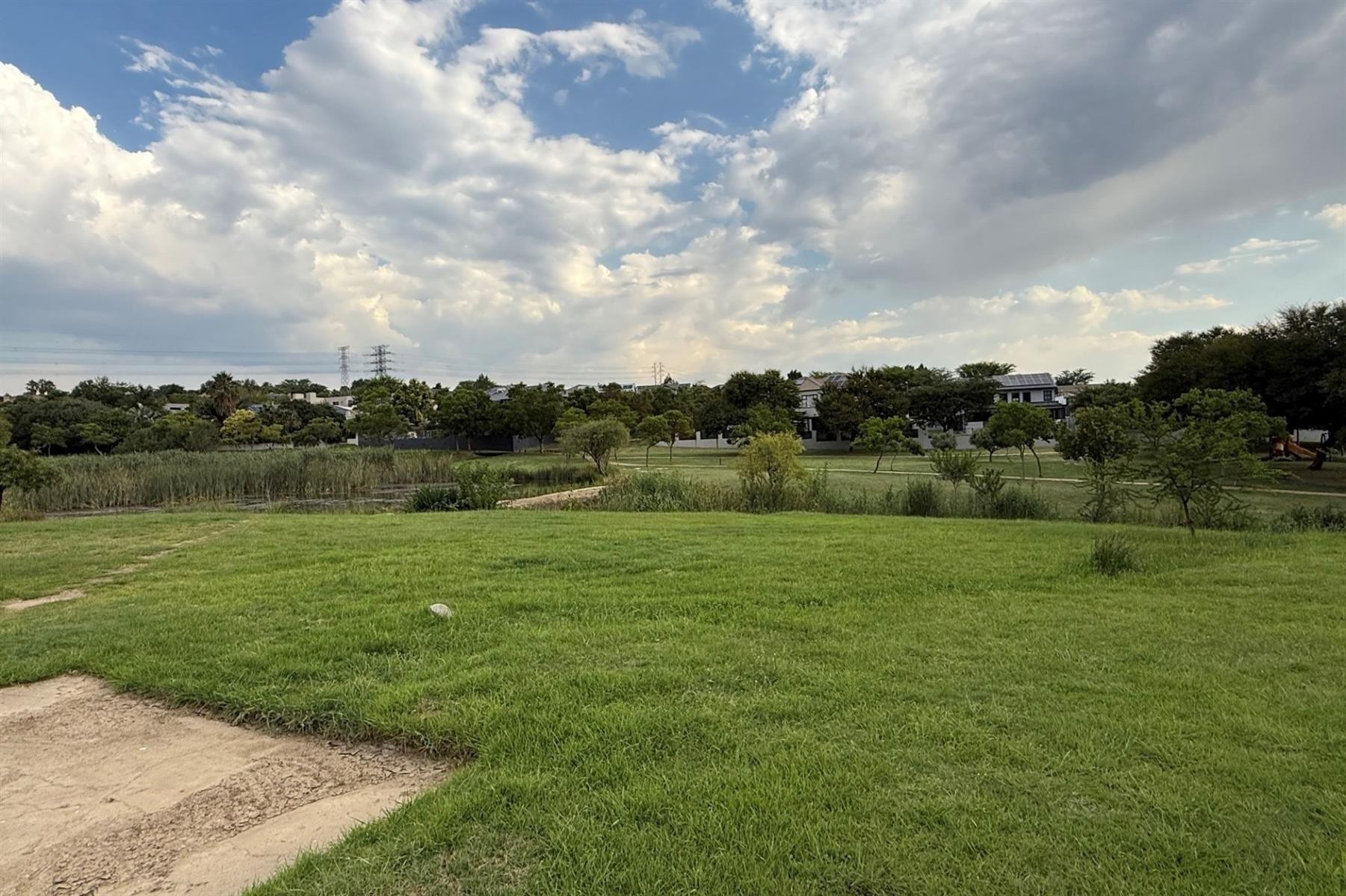 Vacant Land For Sale in Cedar Creek Estate