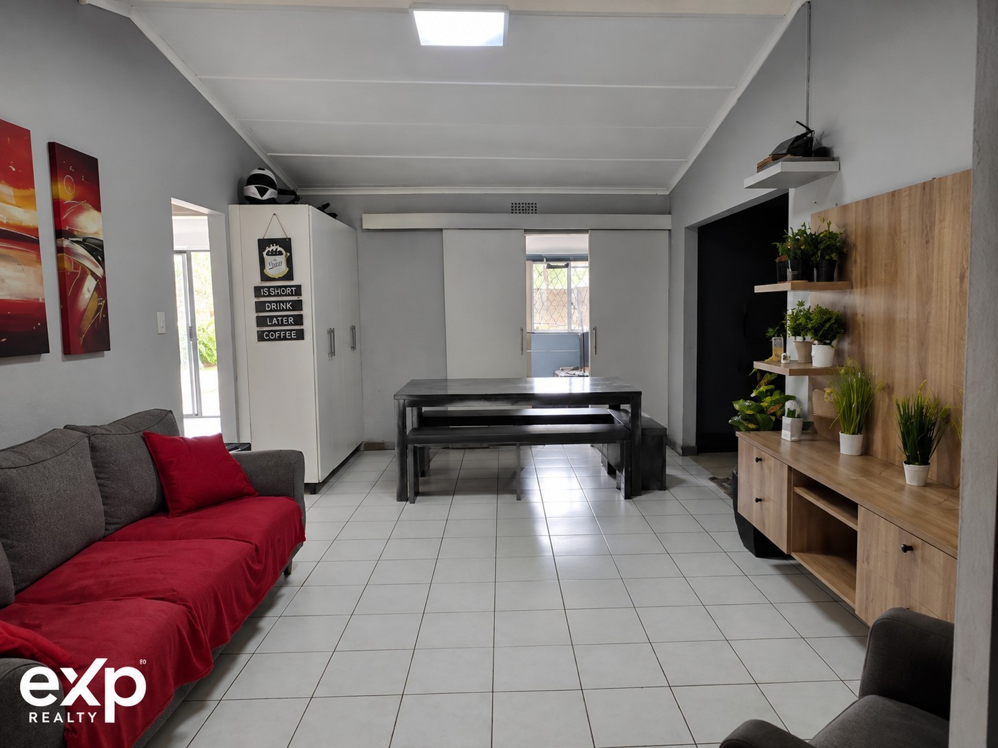 4 Bed House + 4 Cottages For Sale in Ashburton, Pietermaritzburg