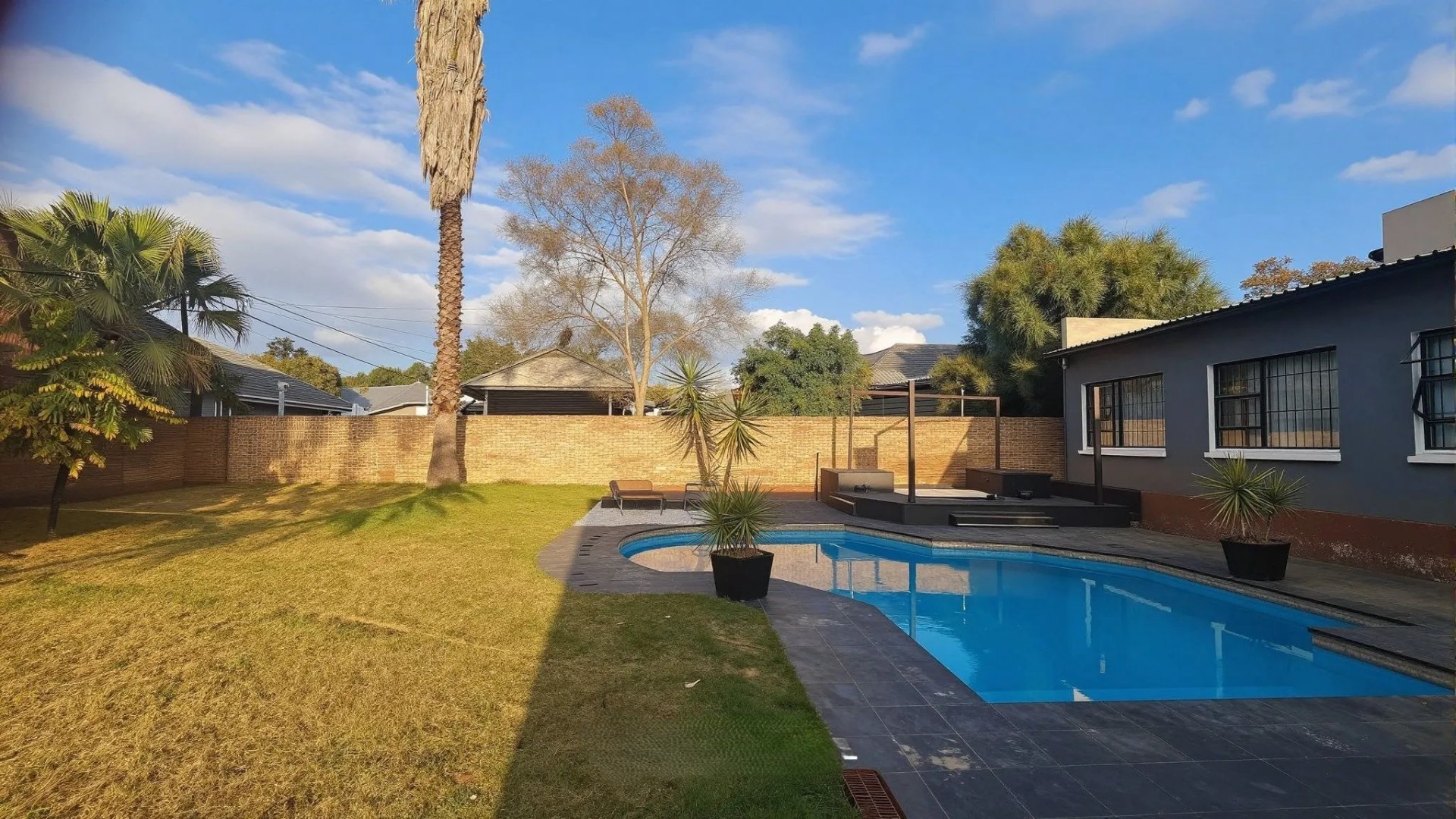 Fantastic opportunity to recreate a lovely home in sought after suburb