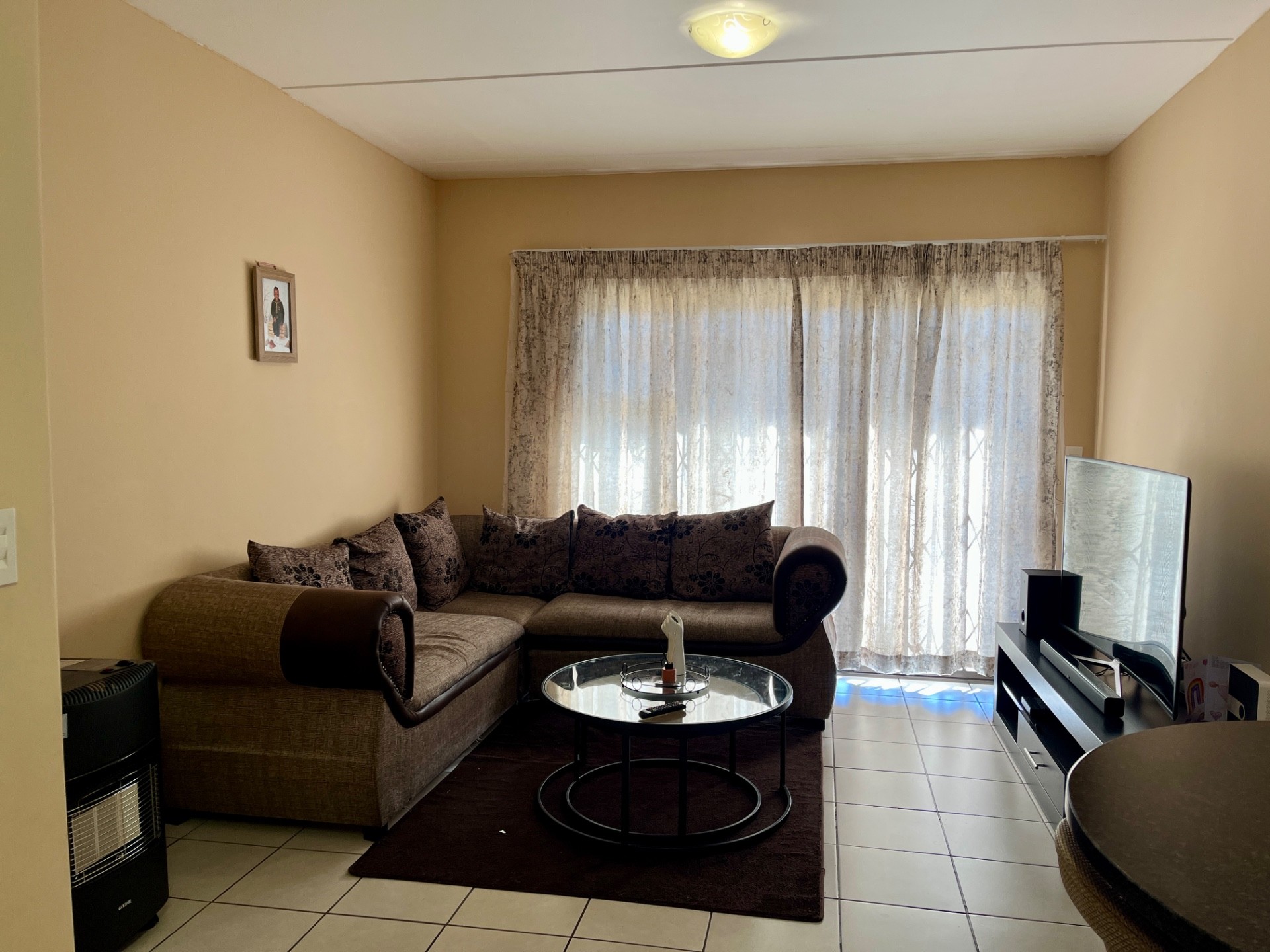Apartment To Rent in South Crest, Alberton