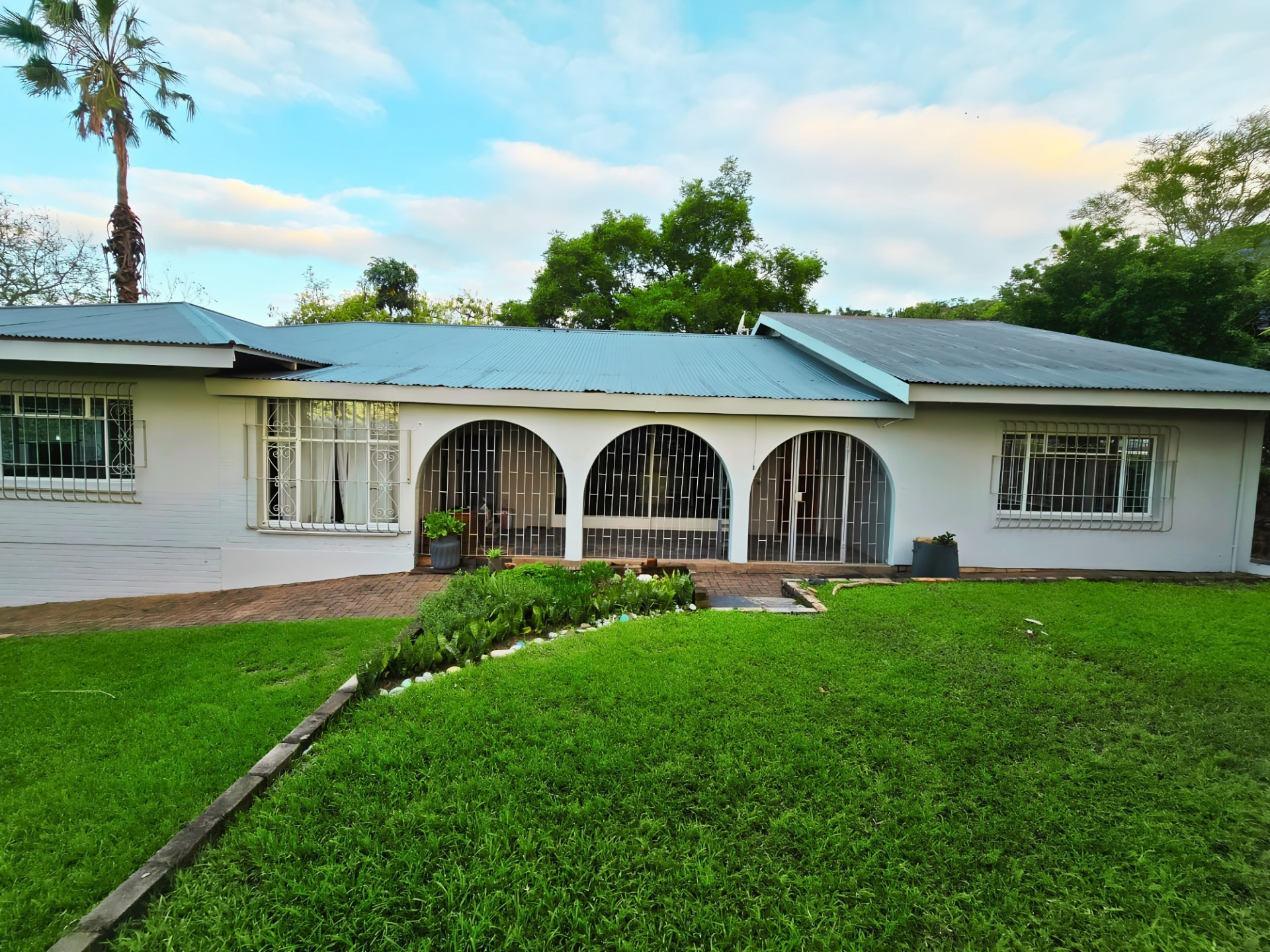 House For Sale in Nelspruit Ext 2, Nelspruit