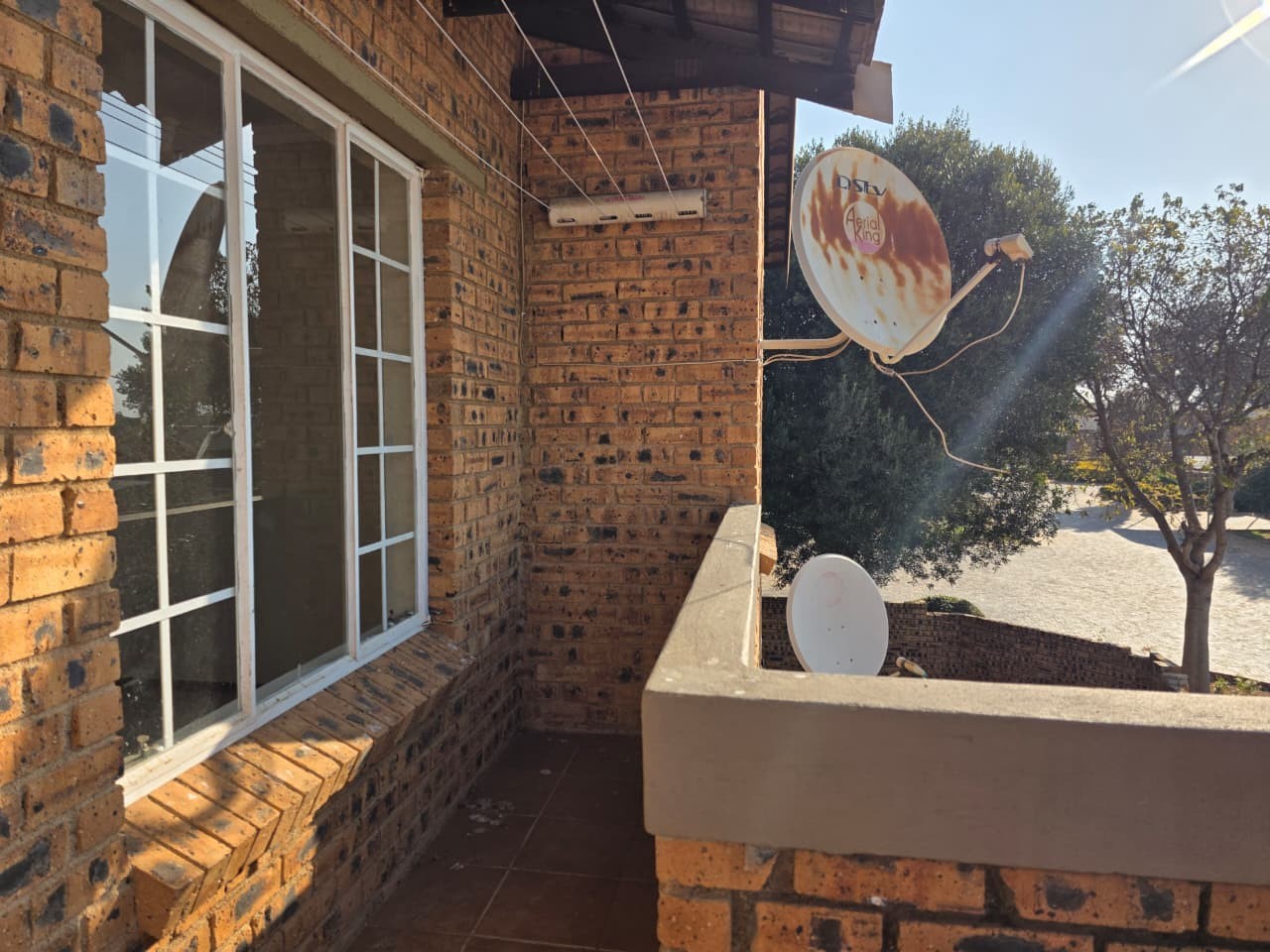 Apartment For Sale in Erand Gardens Midrand Gauteng