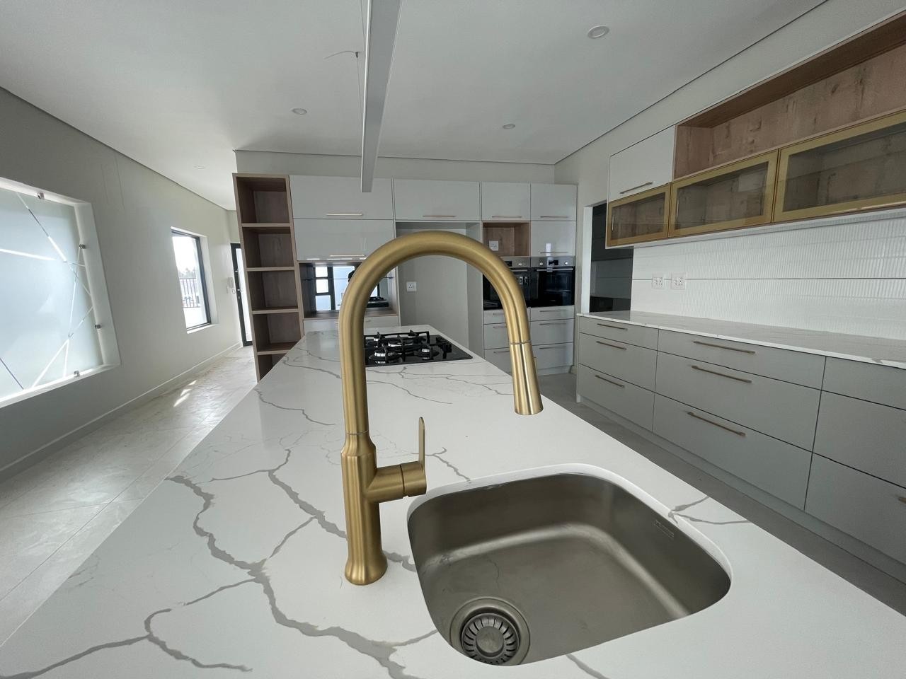House For Sale in Sandown, Blouberg