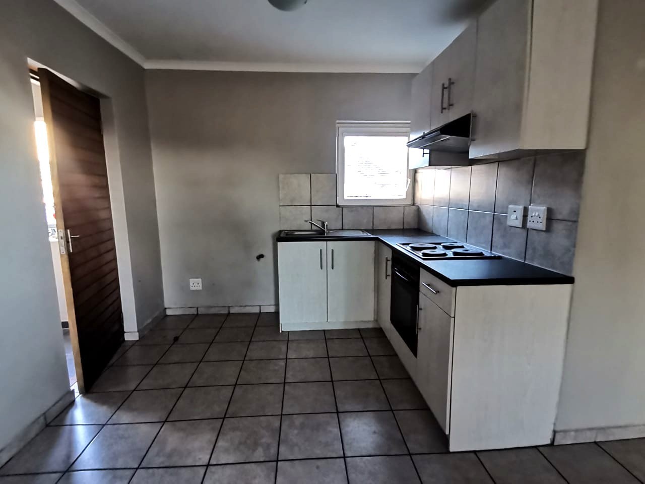 2 Bedroom Apartment for Under Offer Amberg, Paarl