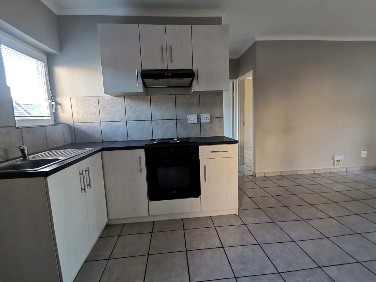 2 Bedroom Apartment for Under Offer Amberg, Paarl