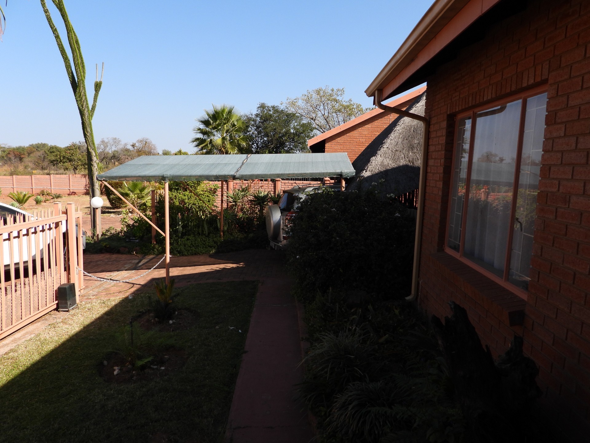 More Than Just a Home - Townhouse with Garden Cottage and Endless Possibilities