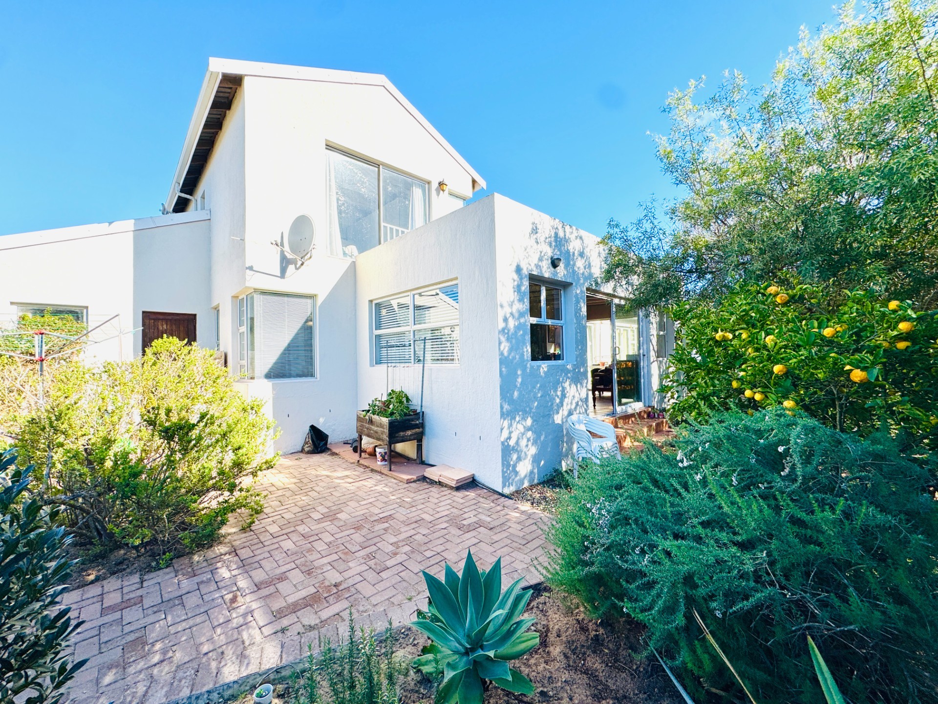 Sunny Family Home For Sale in Country Club, Langebaan