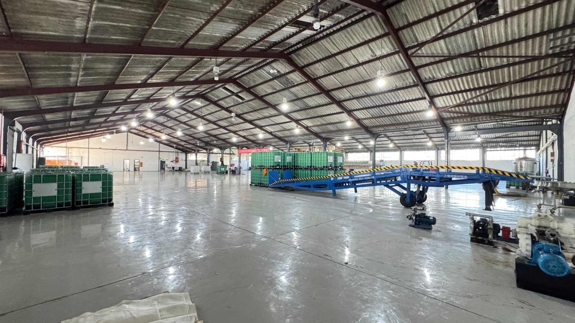 TO LET in Epping 1,250sqm Warehouse/ Offices 800 Amps Three-Phase Power