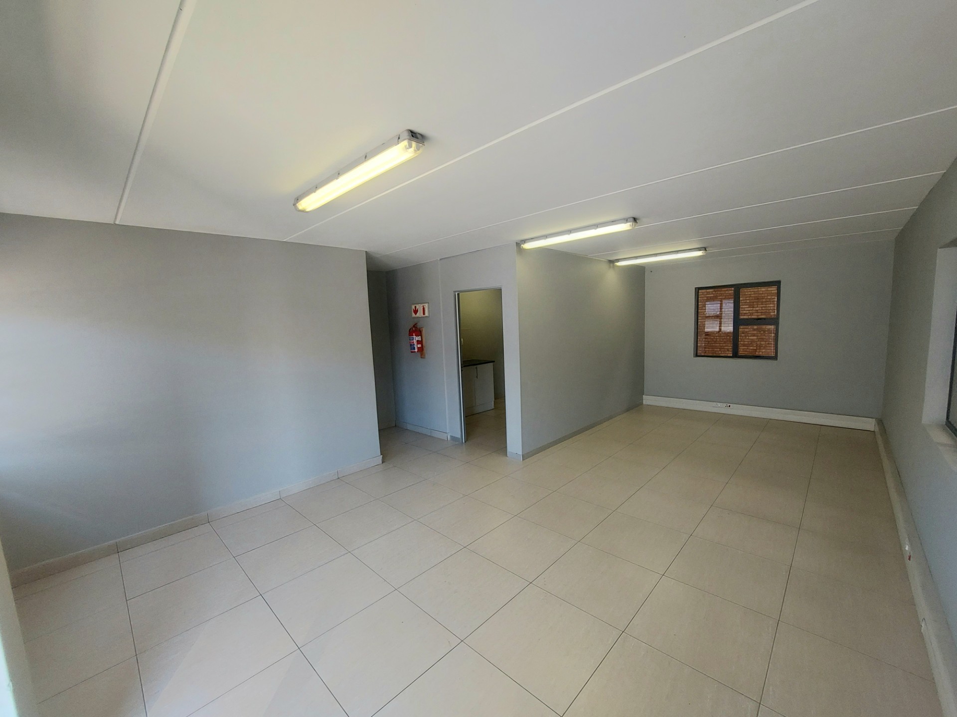 Warehouse To Rent in Roodepoort, Johannesburg