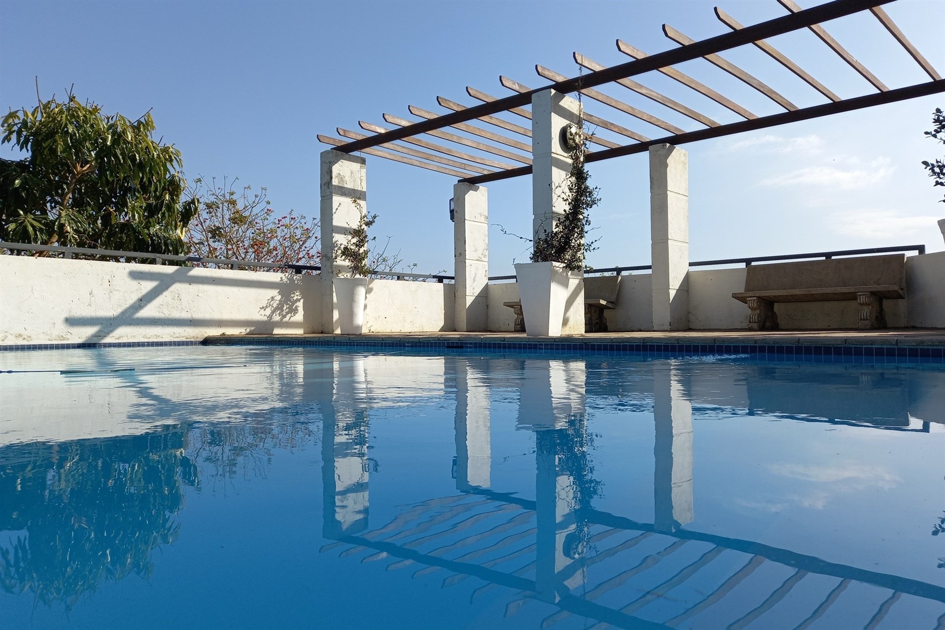 Affordable Modern Convenient Umhlanga Ridge Apartment