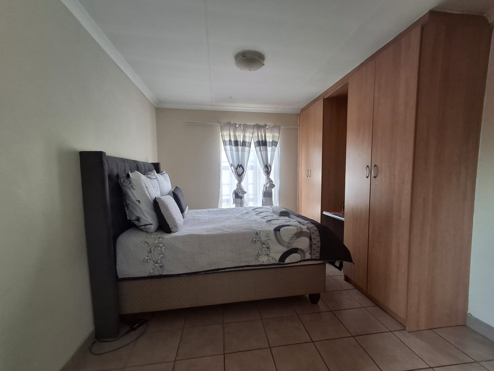 3 Bedroom house for sale, Thatch Hille Estate 2,Olievenhoutbos