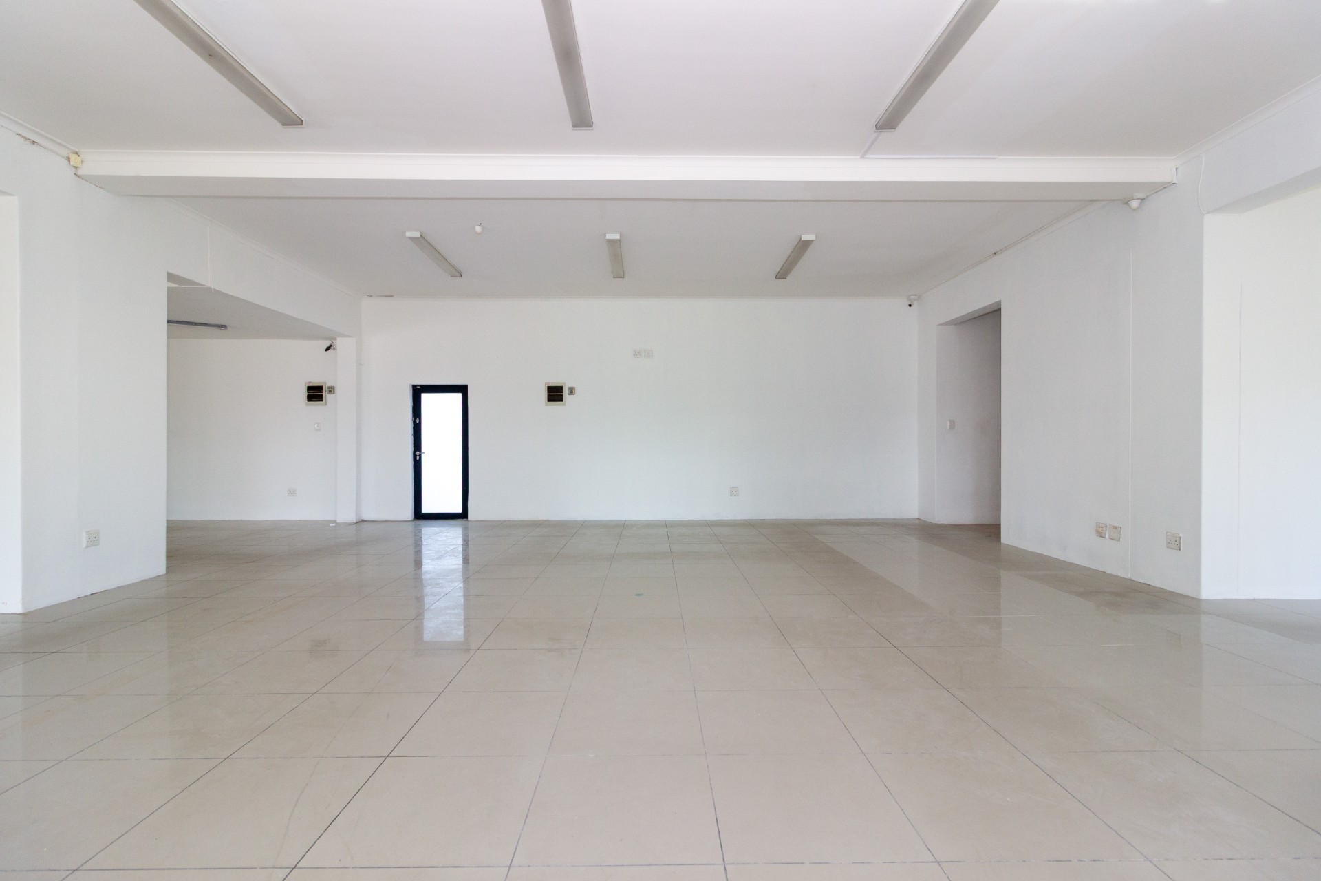 Prime Corner Retail Unit to Let in Walmer | 125 sqm 3