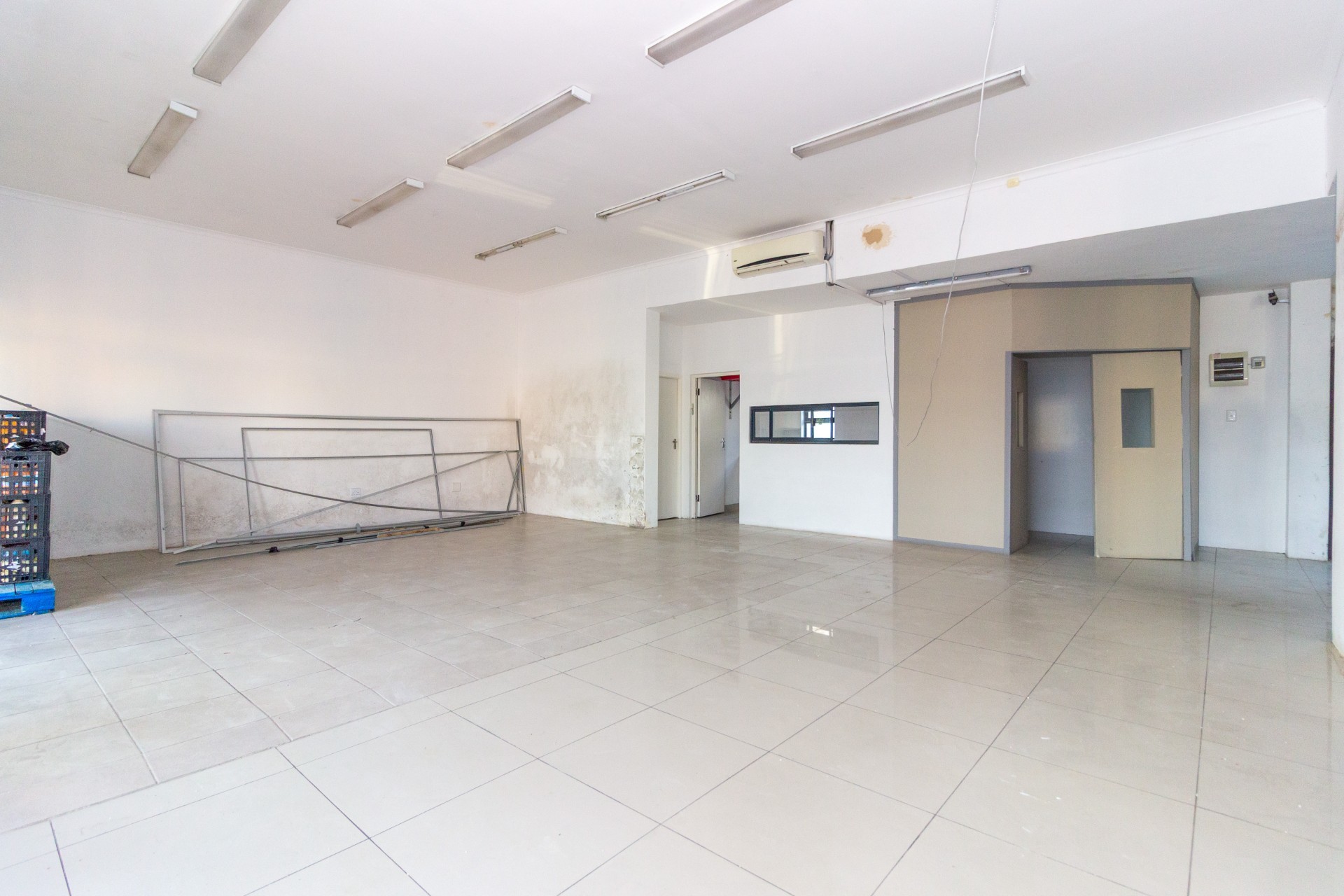 Ground Floor Retail Unit to Let in Walmer | 97 sqm