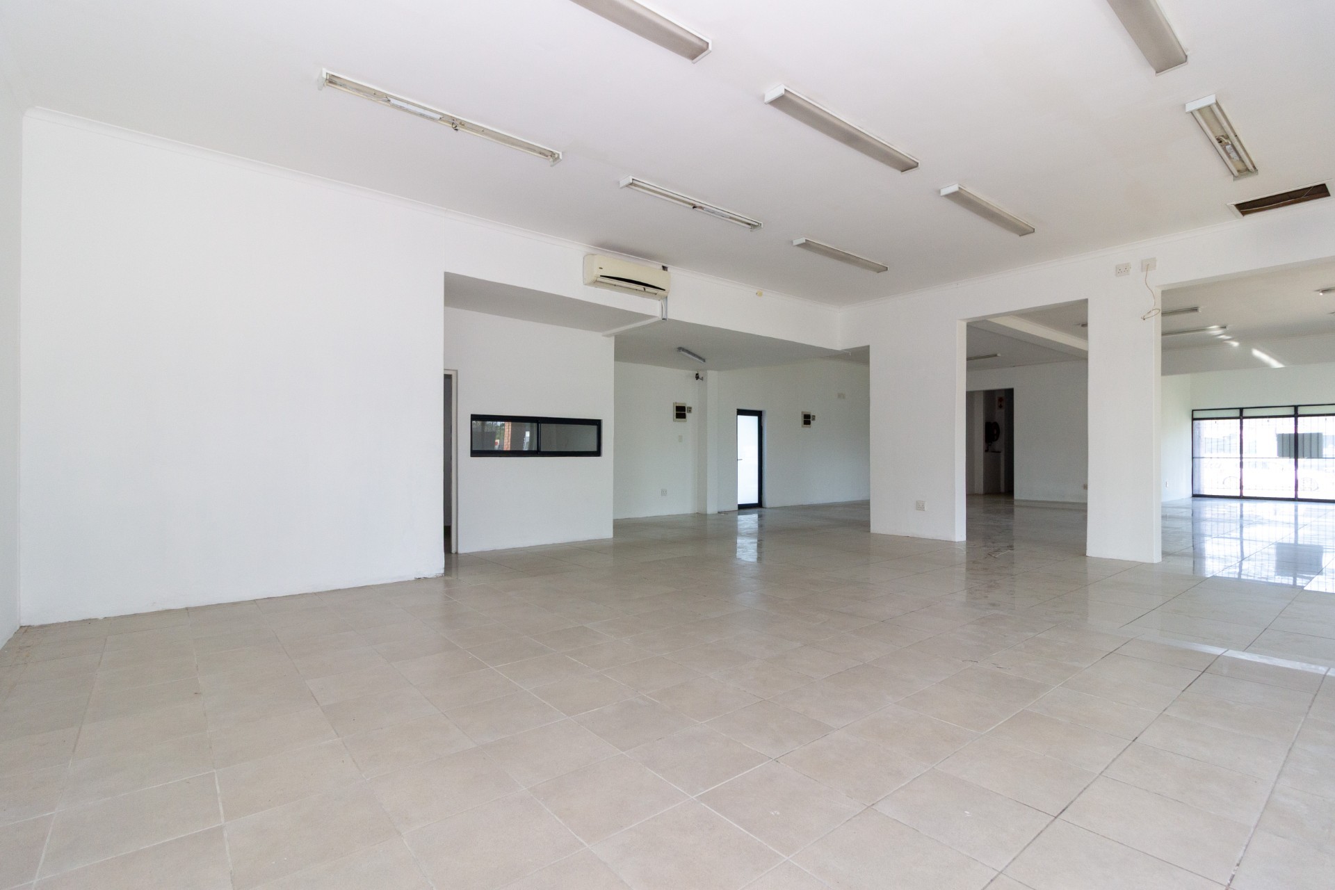 Ground Floor Retail Space to Let in Walmer | 222 sqm