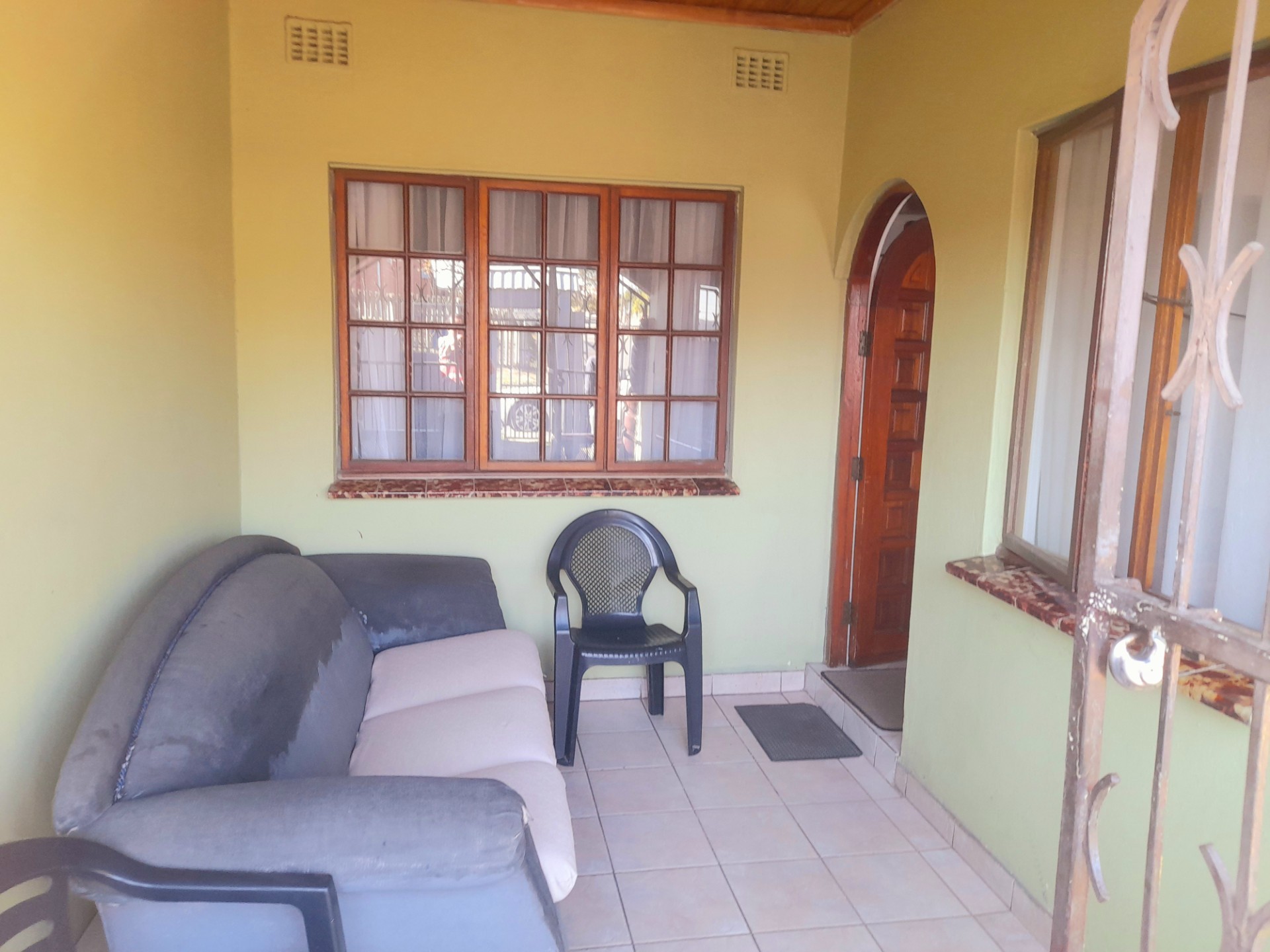Extended House For Sale in Shastri Park, Phoenix, KwaZulu Natal