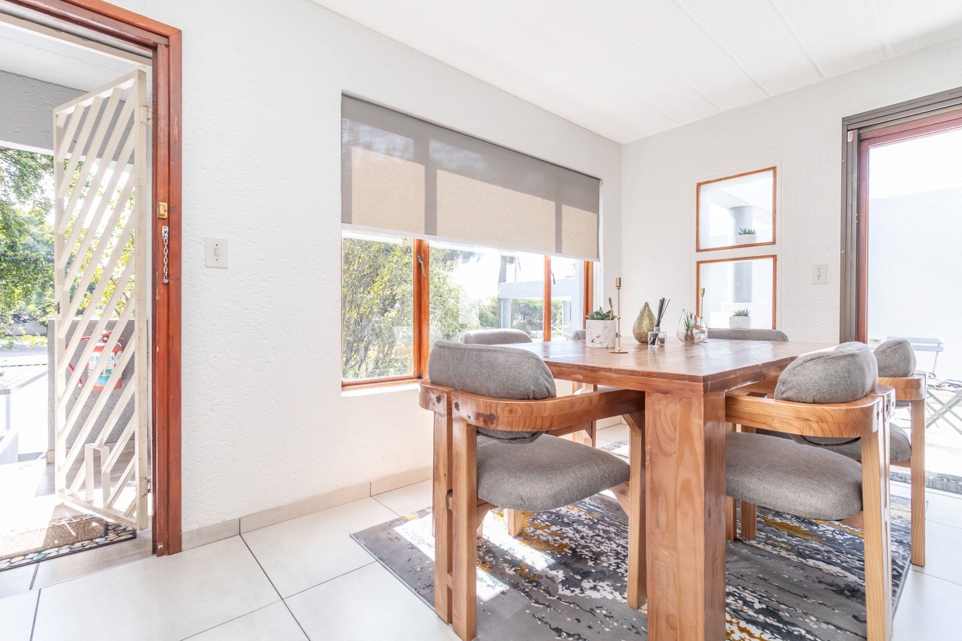 2 Bedroom, 1 bathroom Furnished Apartment To Rent in Sandown