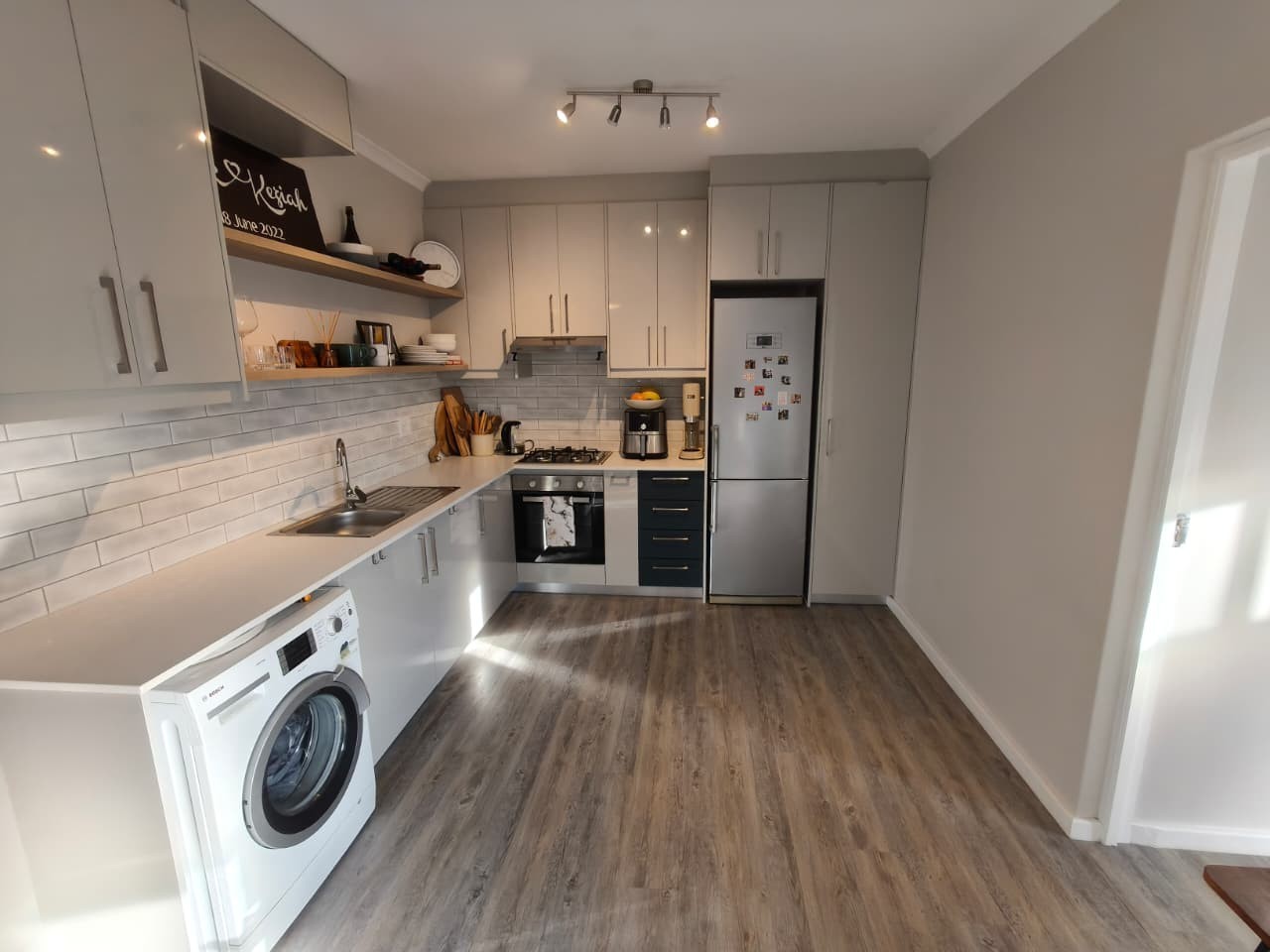 Apartment To Rent in Table View, Blouberg