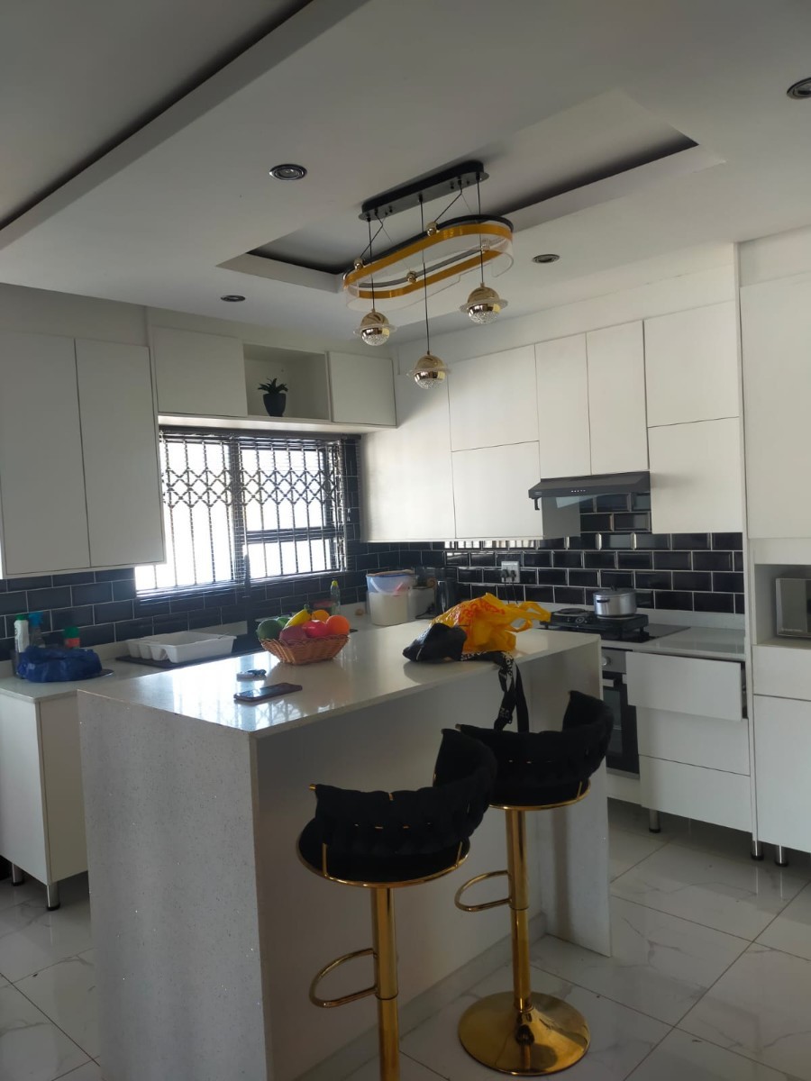 House For Sale in Mavhunda A, Thohoyandou Rural, Thohoyandou