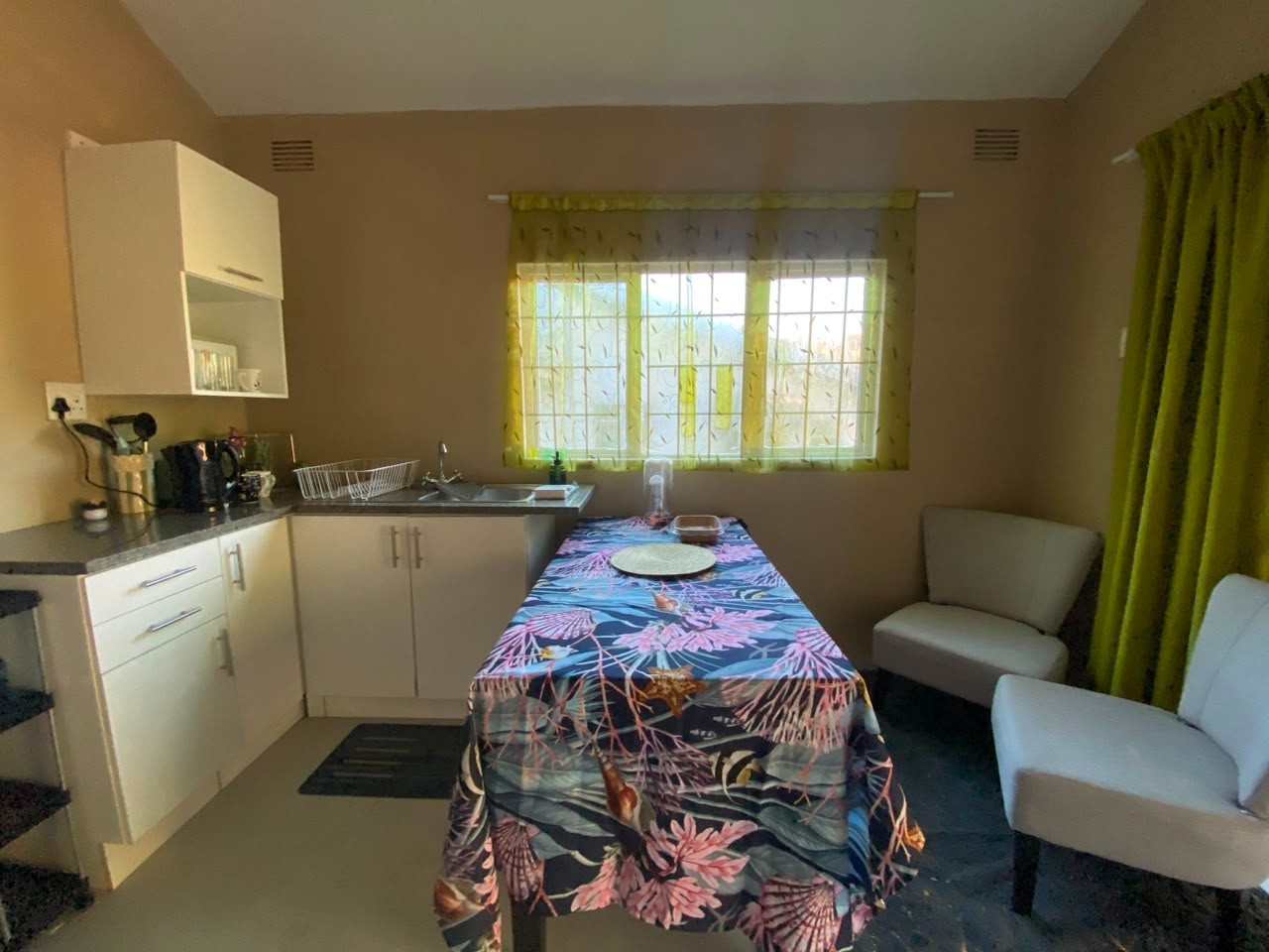 Cottage for rent in Manor Gardens, Durban, KwaZulu Natal