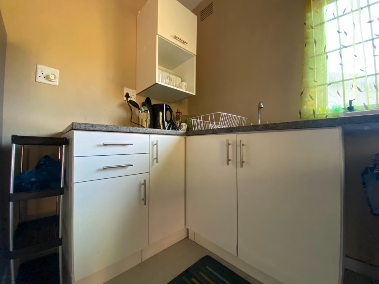 Cottage for rent in Manor Gardens, Durban, KwaZulu Natal