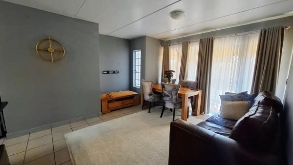 Apartment for sale in Erand Gardens, Midrand, 94 m²