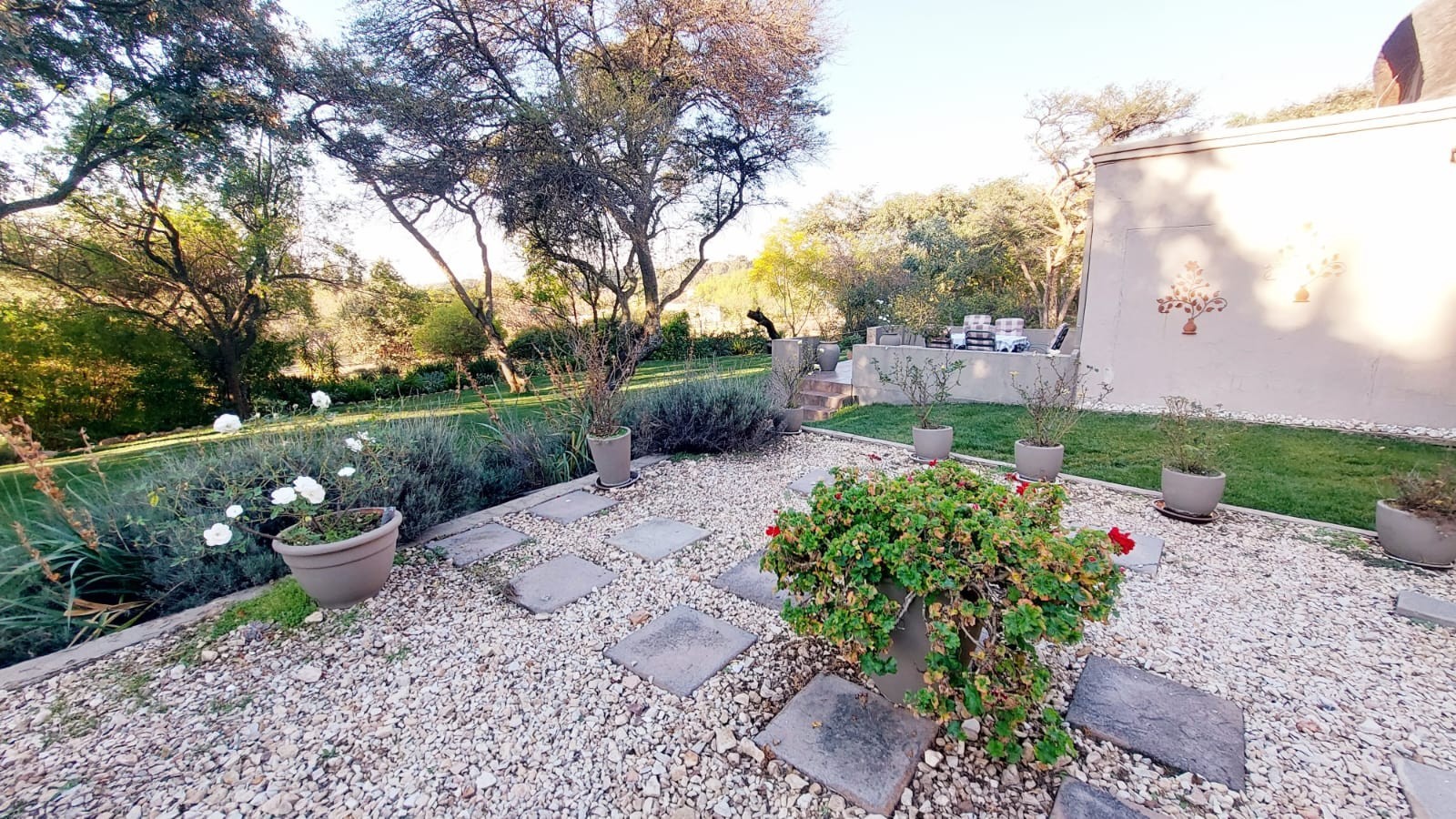 Small Holding for sale in Mnandi, Centurion, 280 m²