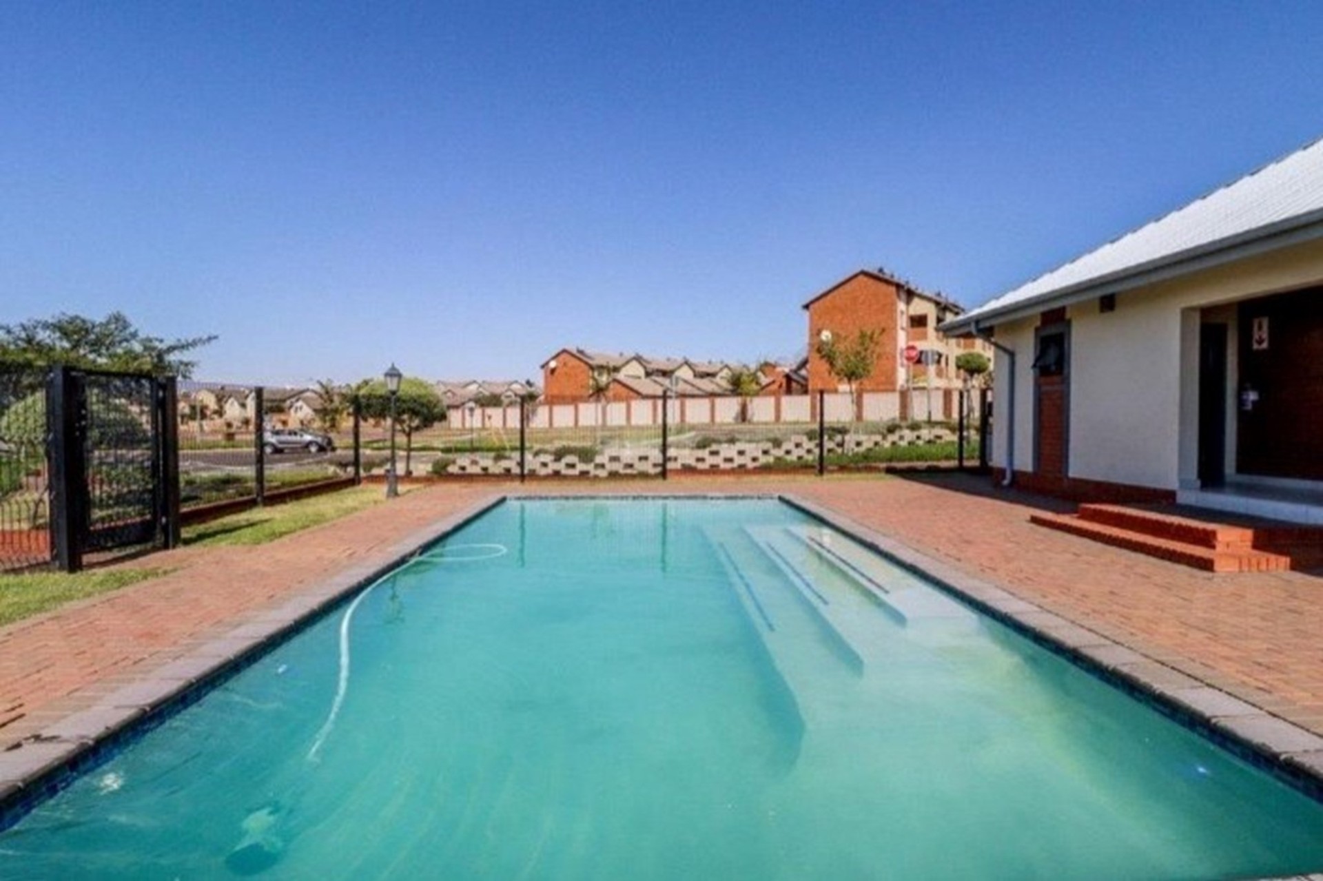 3 Bedroom,2 Bathroom apartment for rent in Sagewood