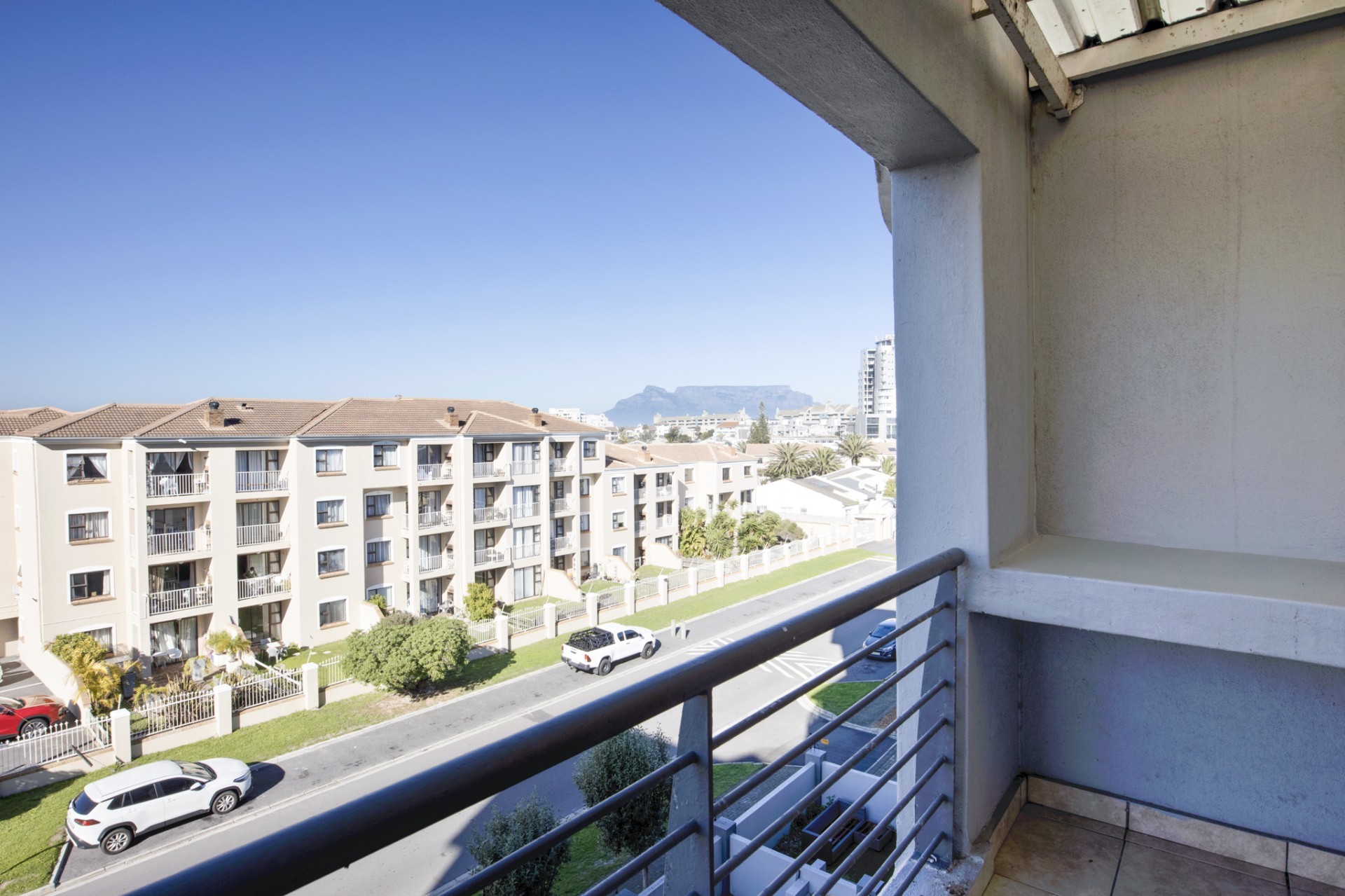 Apartment for rent in Bloubergrant, Blouberg, 82 m²