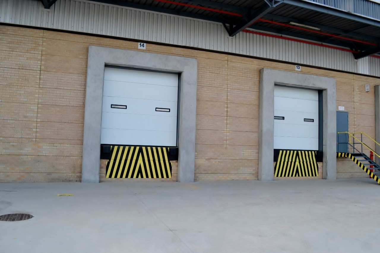 Warehouse for rent in Kosmosdal, Centurion, 7821 m²